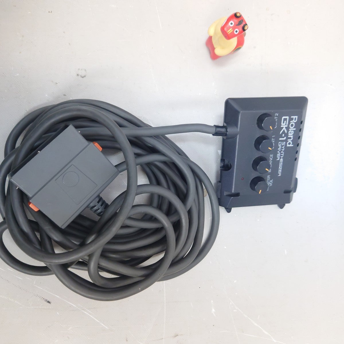 Roland GK-1 Guitar Synthesizer Driver Pickup Controller from Japan