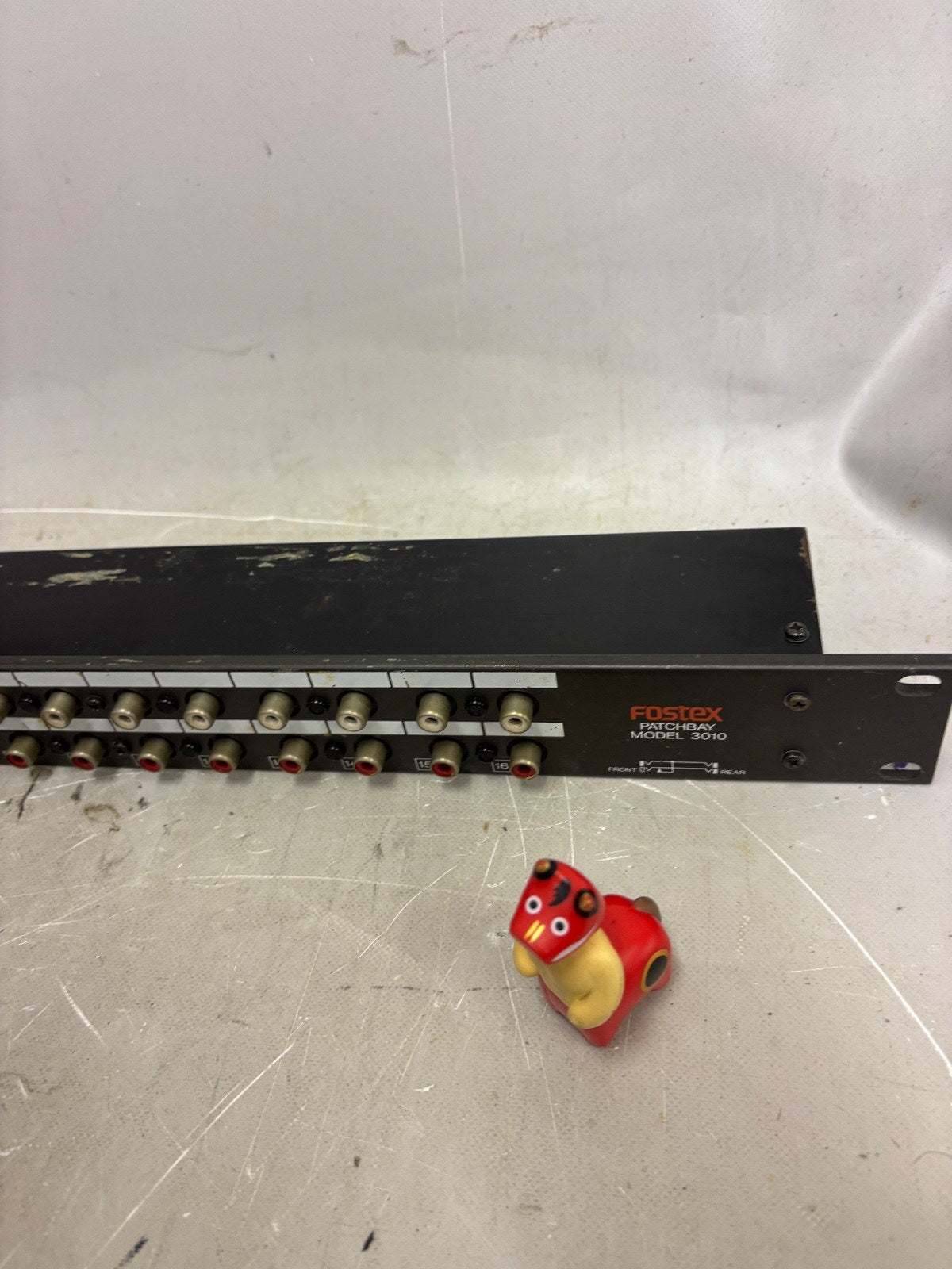 Fostex Model 3010 RCA Patchbay – 16 Channel – Rackmount – Made in Japan