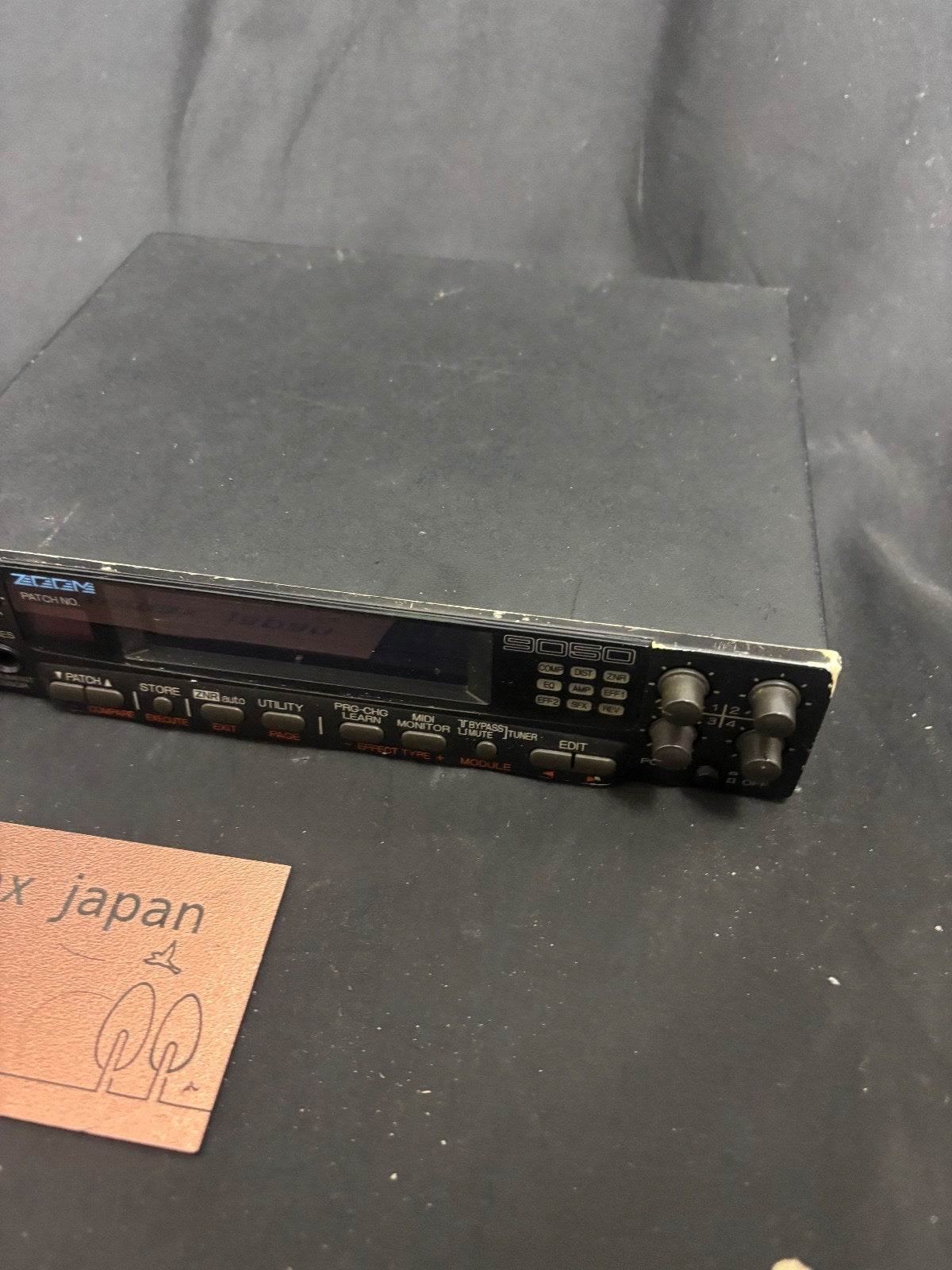 Zoom 9050 Advanced Instrument Effects Processor From Japan