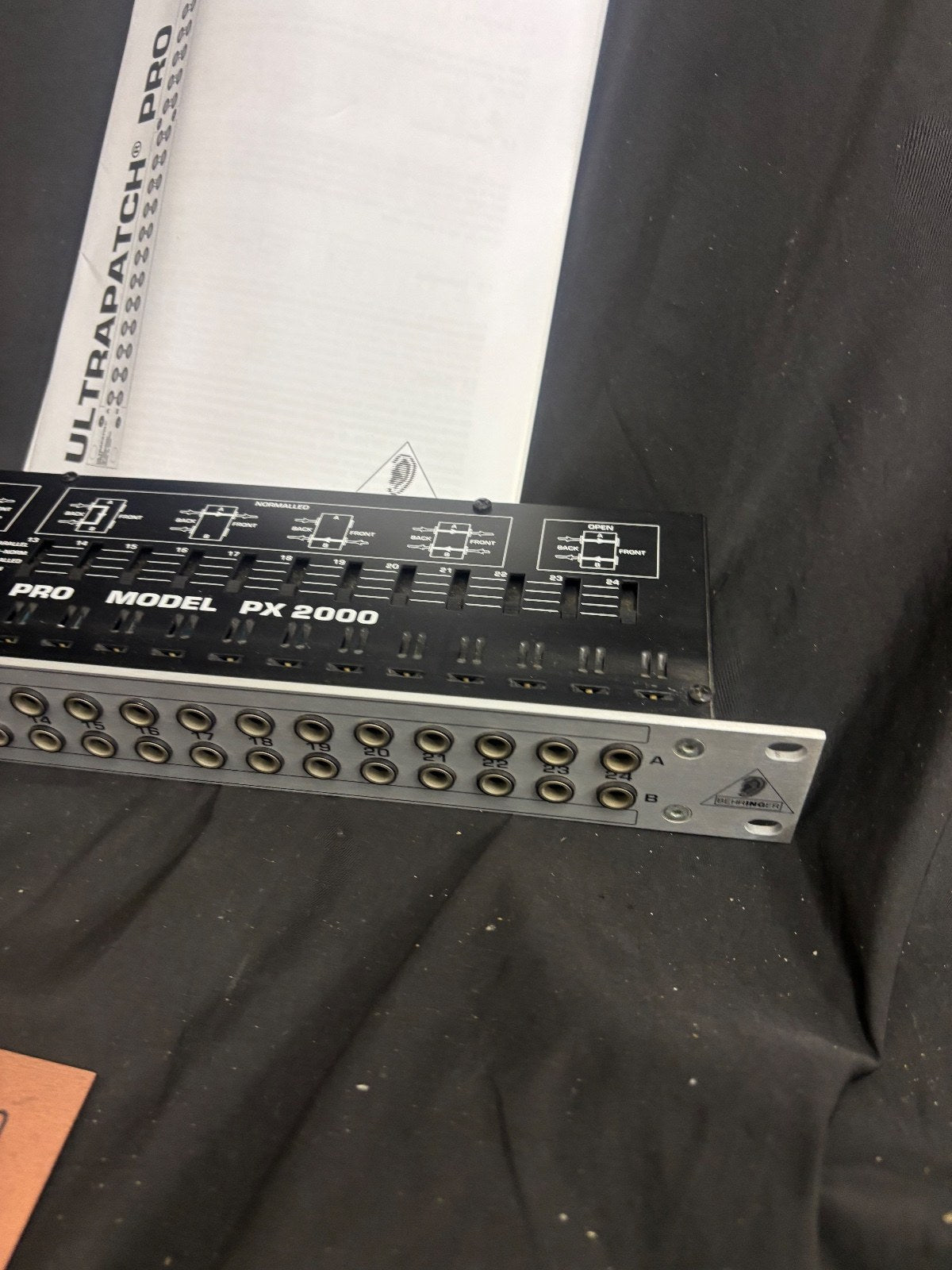 BEHRINGER PX2000 ULTRAPATCH PRO 48 Point 1U Audio Patchbay Working from Japan