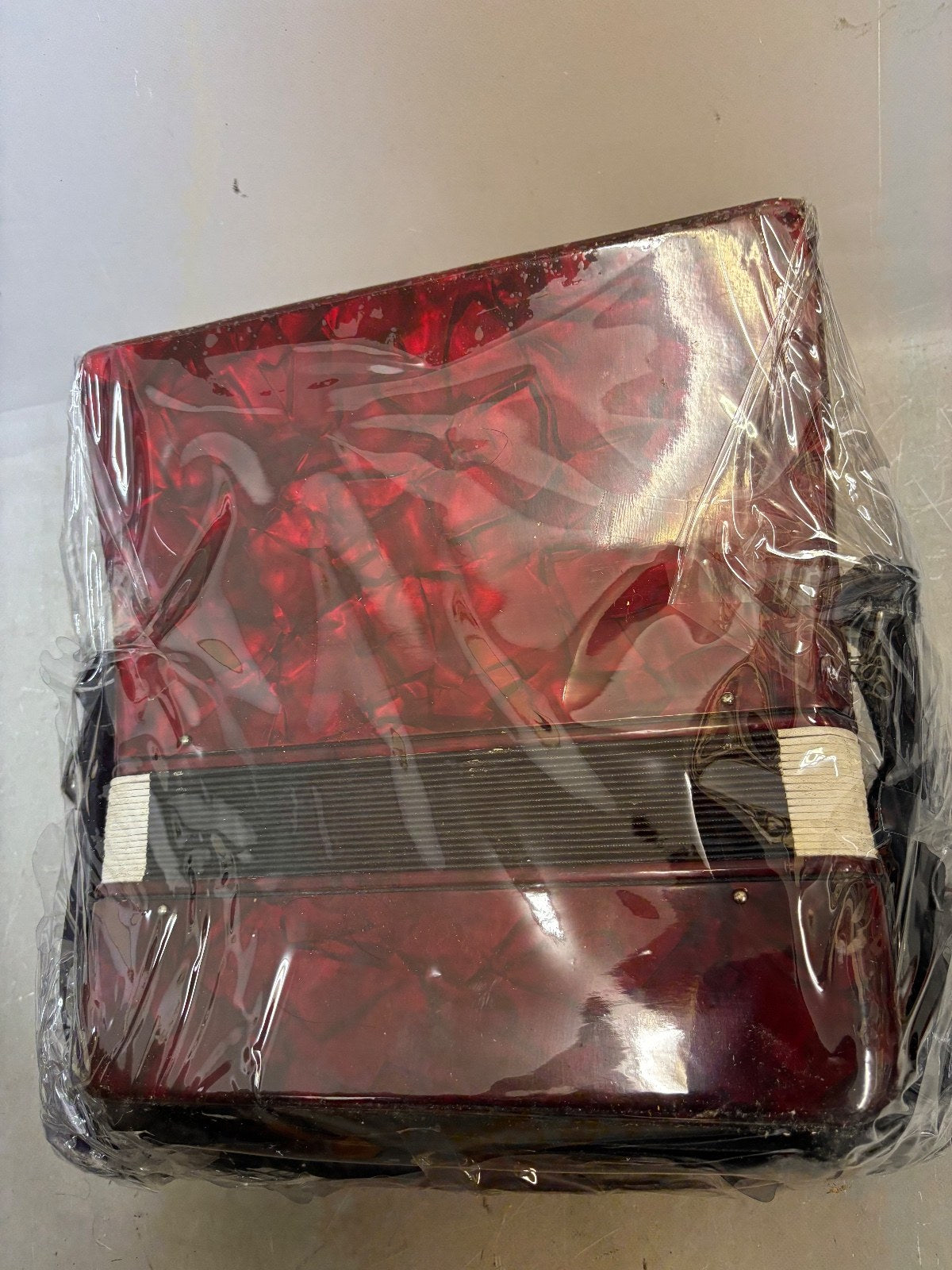 Yamaha accordion mini 8 bass red