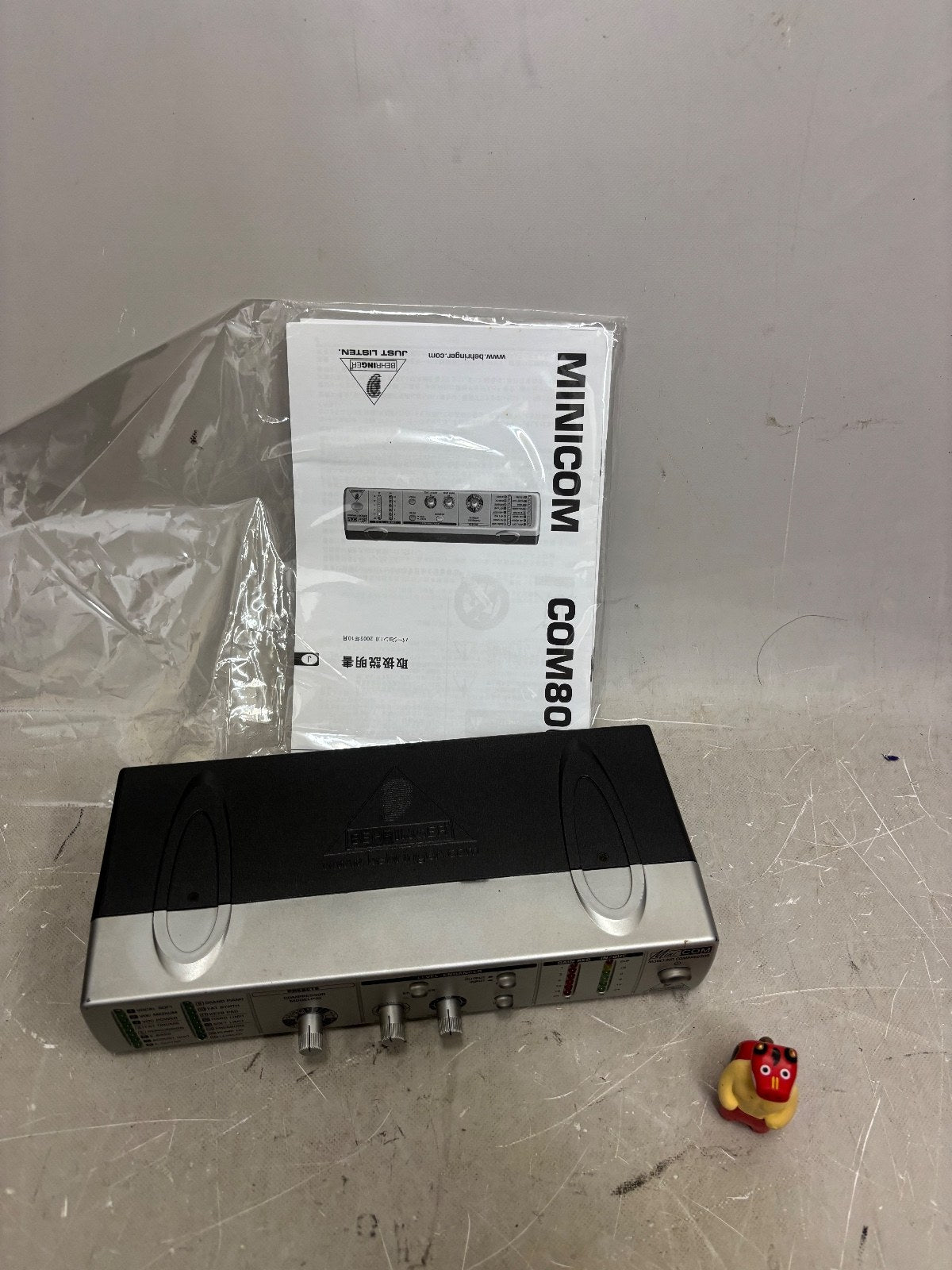 Behringer COM800 Mini Compressor/Graphic Equalizer Ultra-Compact from Japan