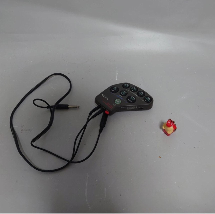 SONY DRBG1 BEAT BOX DISTORTION Rhythm Machine