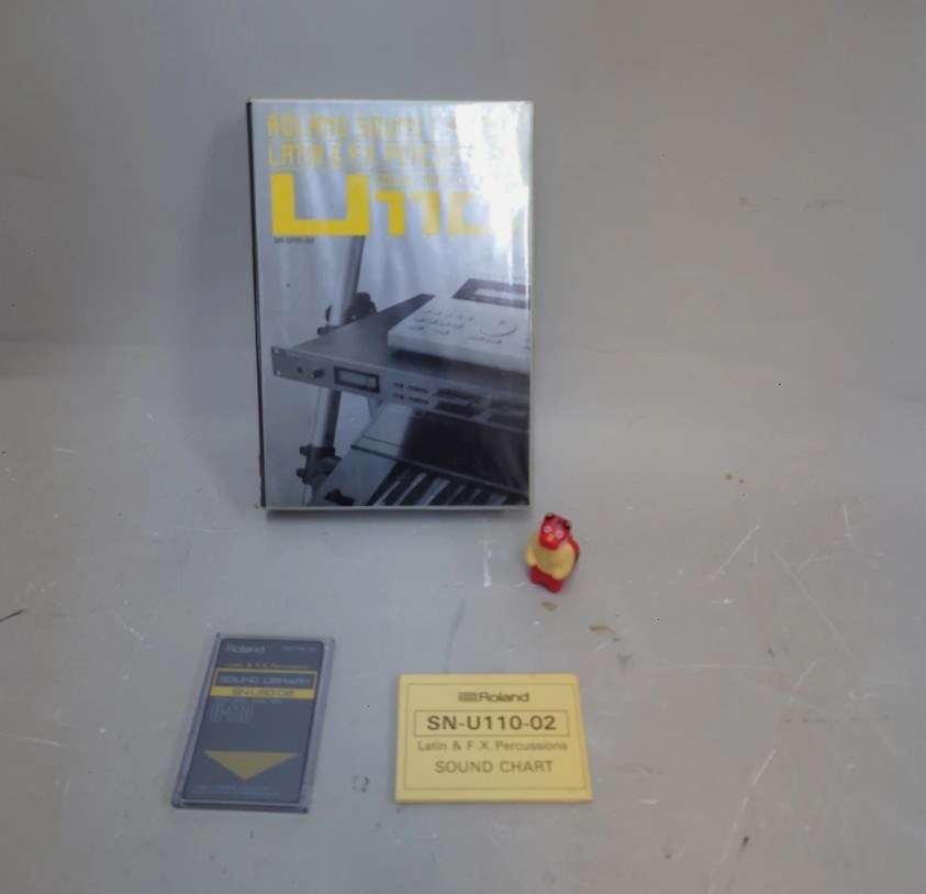 Roland SN-U110-02 Latin &amp; FX Percussions Sound Library Card with Case from Japan
