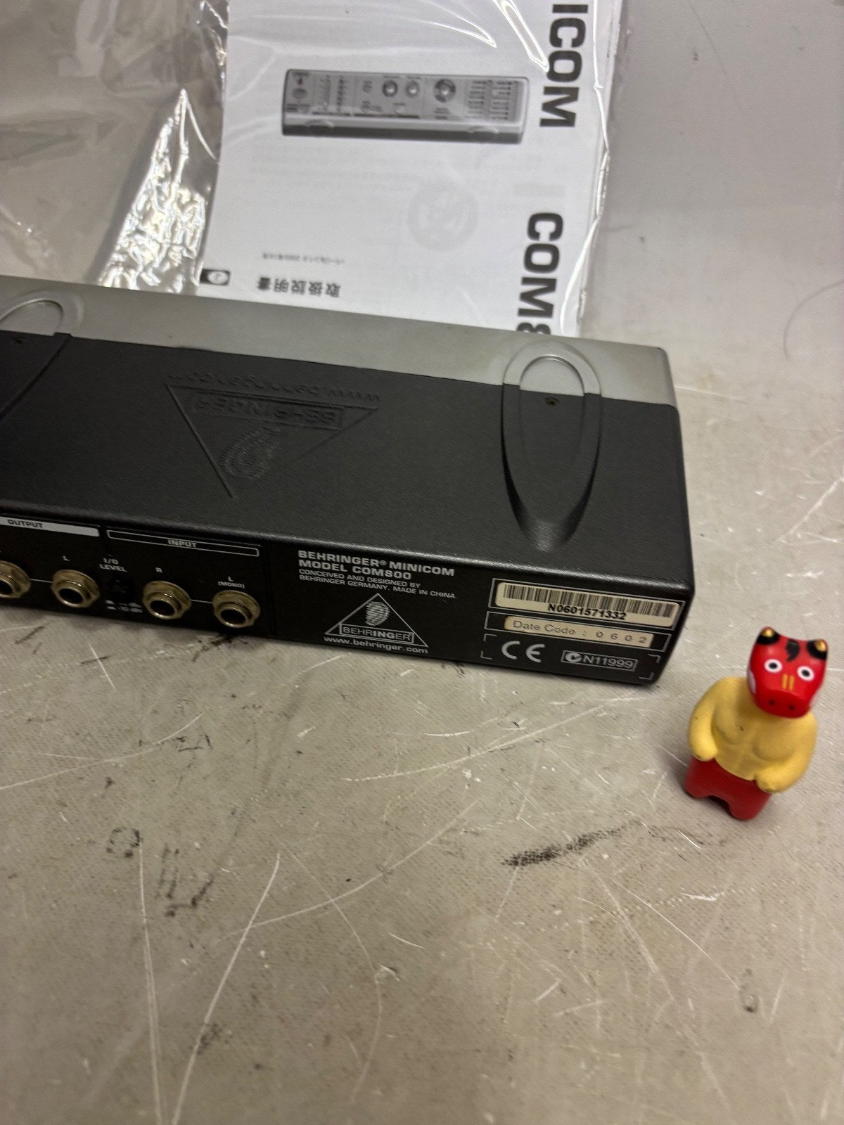 Behringer COM800 Mini Compressor/Graphic Equalizer Ultra-Compact from Japan