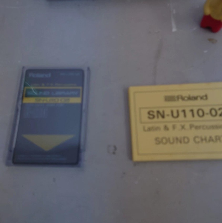 Roland SN-U110-02 Latin &amp; FX Percussions Sound Library Card with Case from Japan