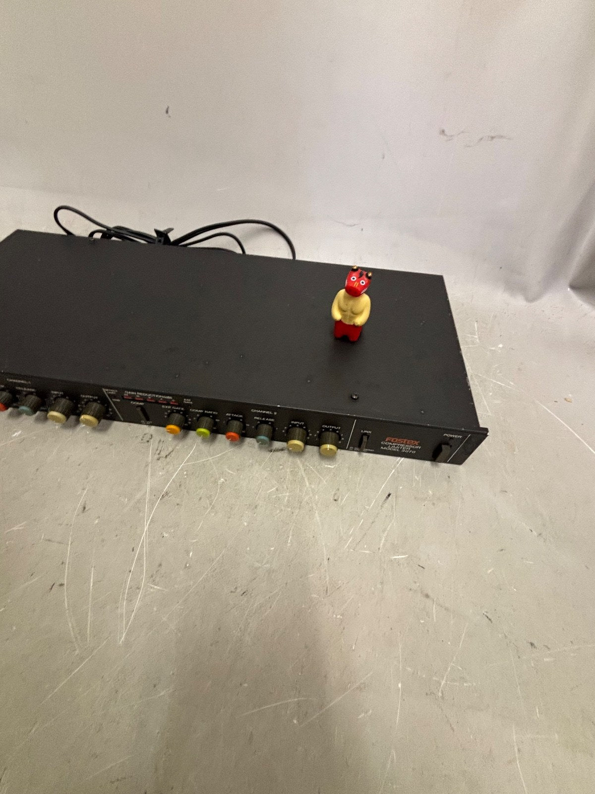 Fostex 3070 Compressor Limiter Rackmount  Vintage Rack Unit 2 Channel Pro Audio