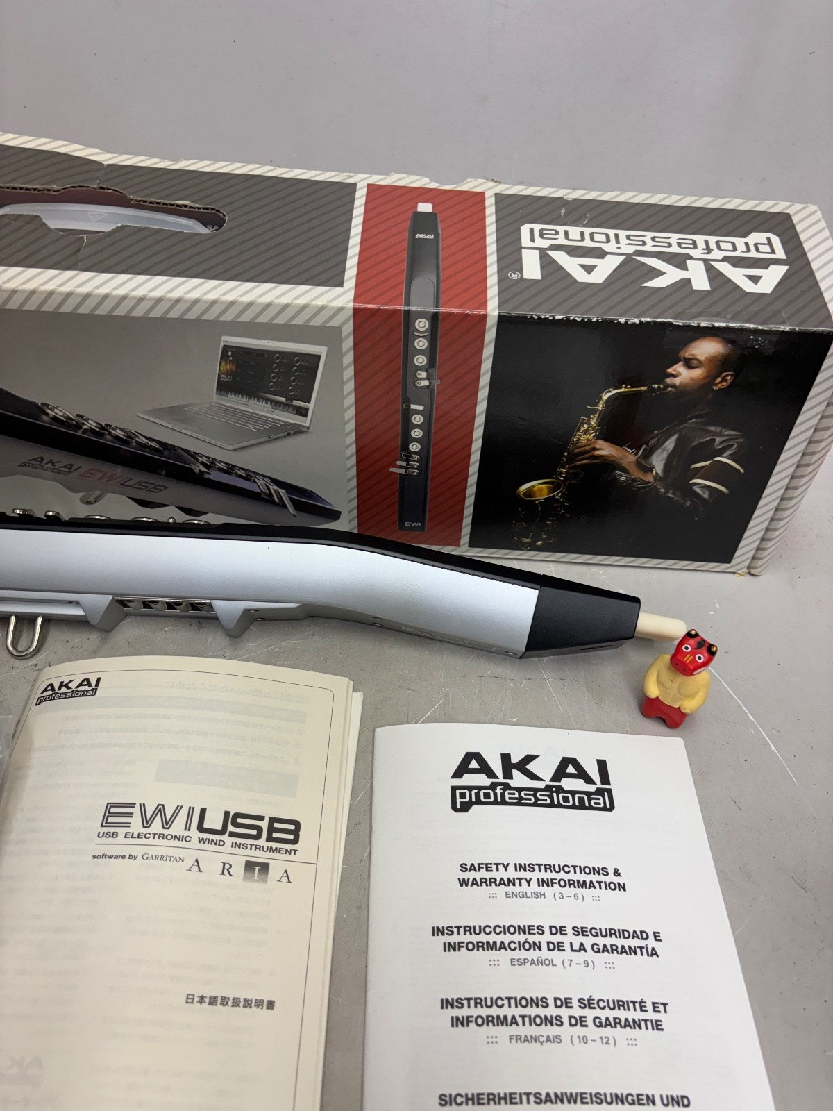 Akai EWI USB Electronic Wind Instrument with Accessories for Music Production