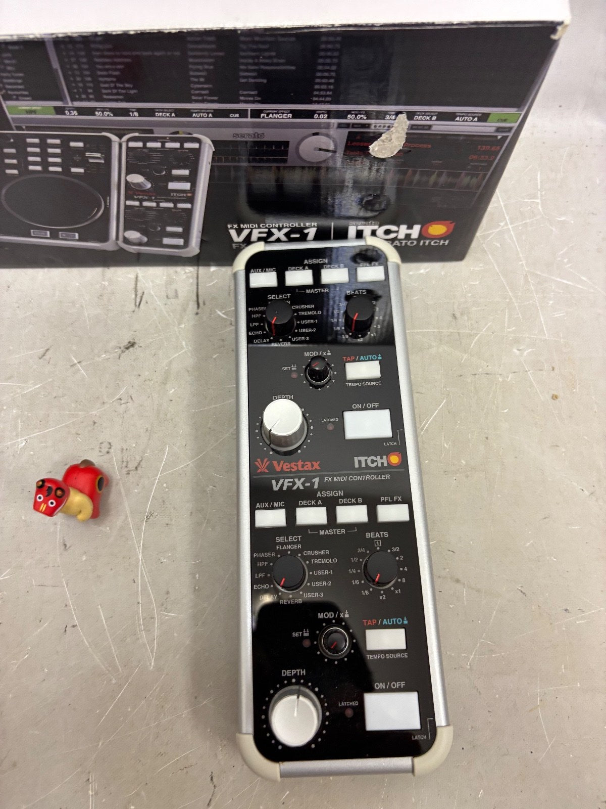Vestax VFX-1 MIDI Foot Controller for DJ and Music Production from Japan