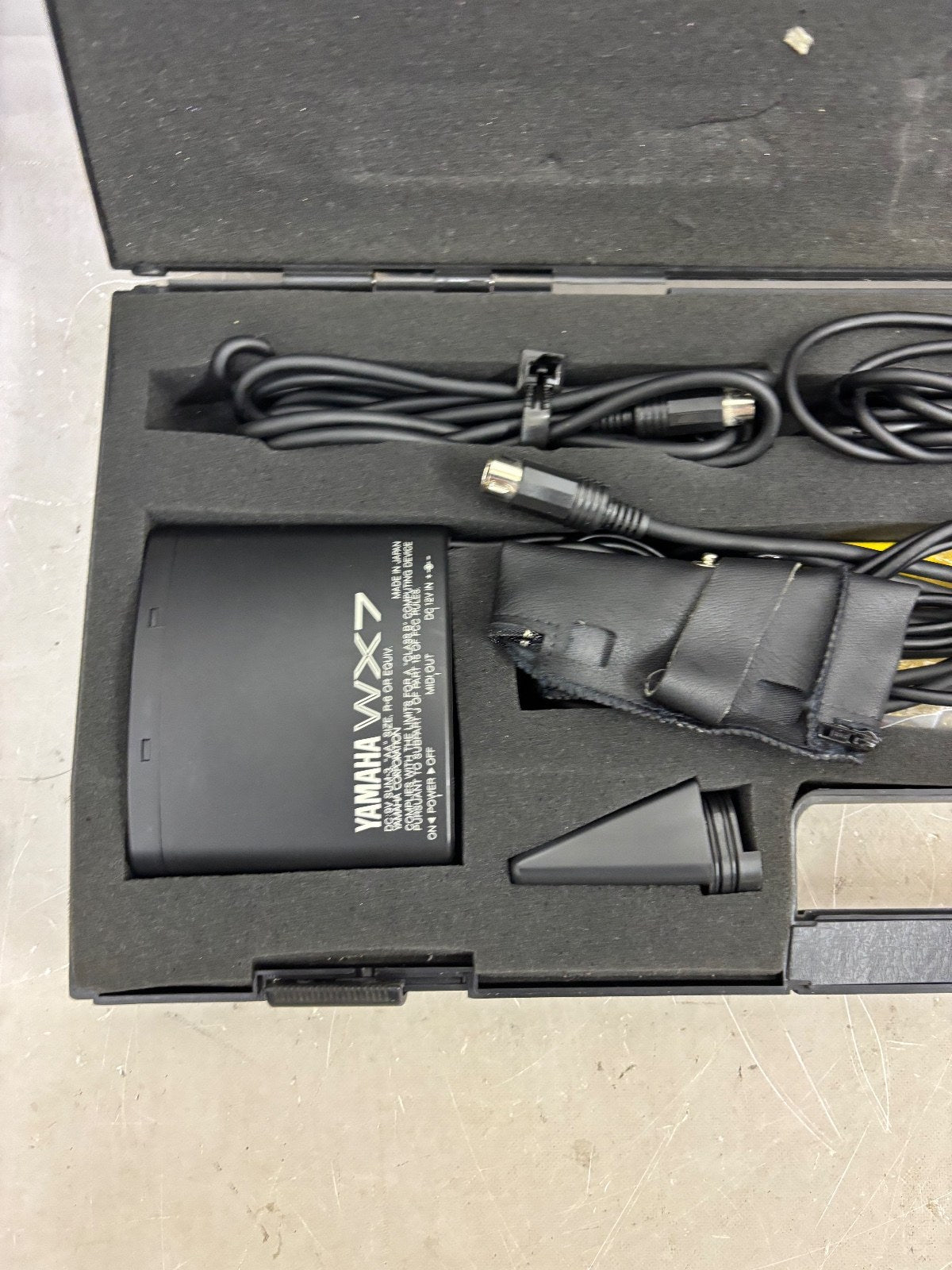 Yamaha BT7 Wireless Transmitter Bodypack with hard case for wx7 not tested