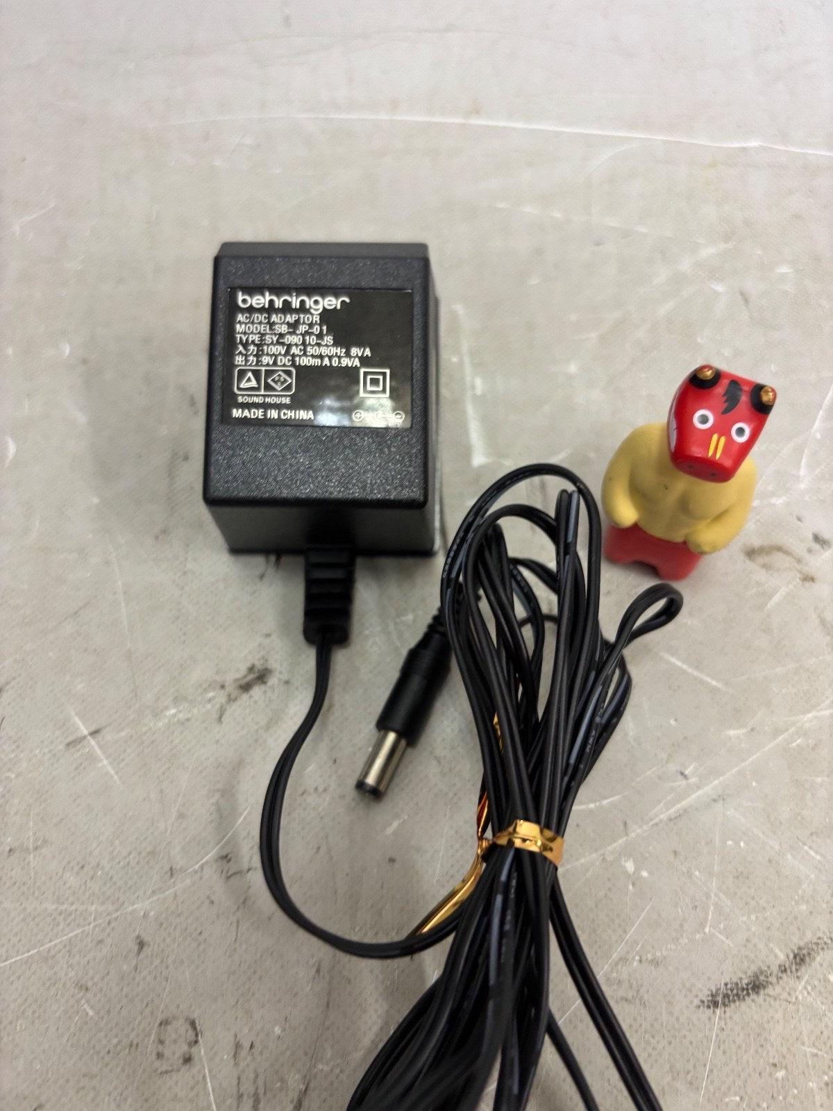 BEHRINGER Sound House SB-JP-01 AC Adapter, 9V DC, 100mA Behringer