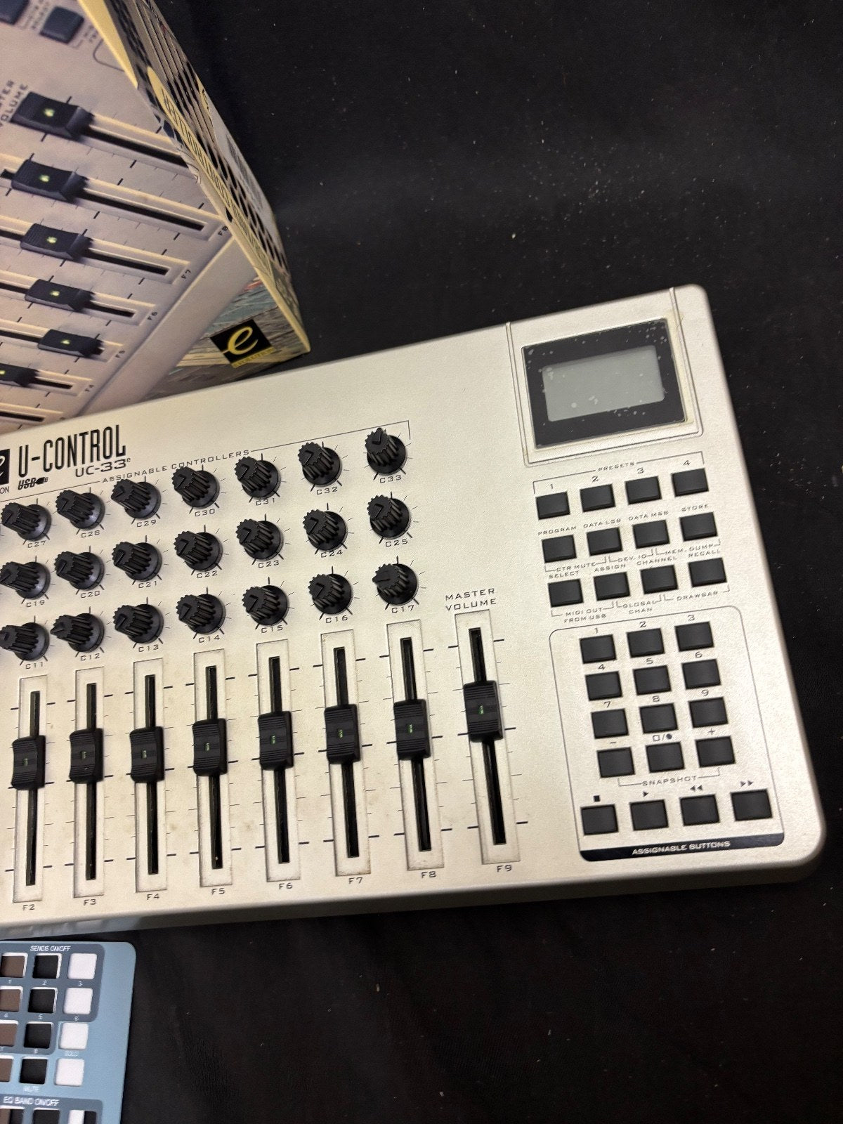 Evolution U-Control UC-33 USB MIDI Controller – Tested – Box &  Overlays