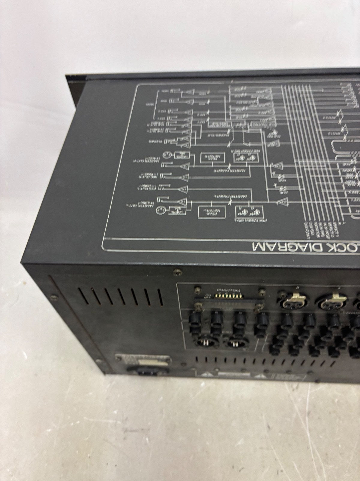 Roland M-16E Analog Mixer
