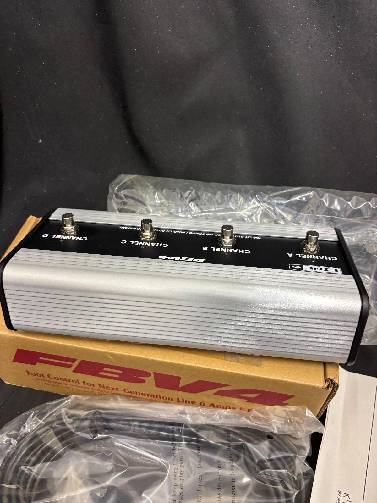 Line 6 FBV4 Four Channel Guitar Amp Foot Controller with BOX Tested
