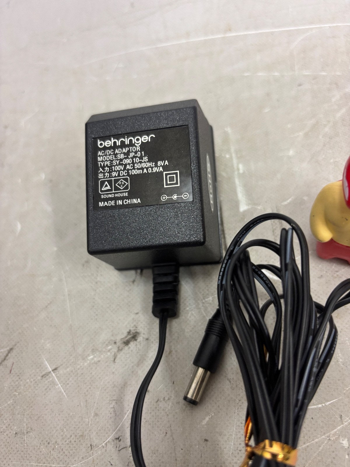 BEHRINGER Sound House SB-JP-01 AC Adapter, 9V DC, 100mA Behringer