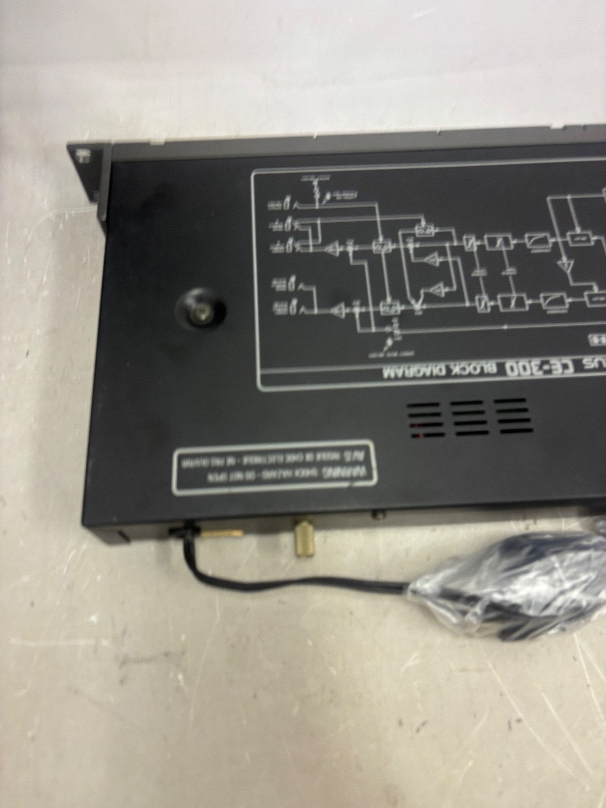 BOSS CE-300 Super Chorus Rack Effects Processor Tested From Japan