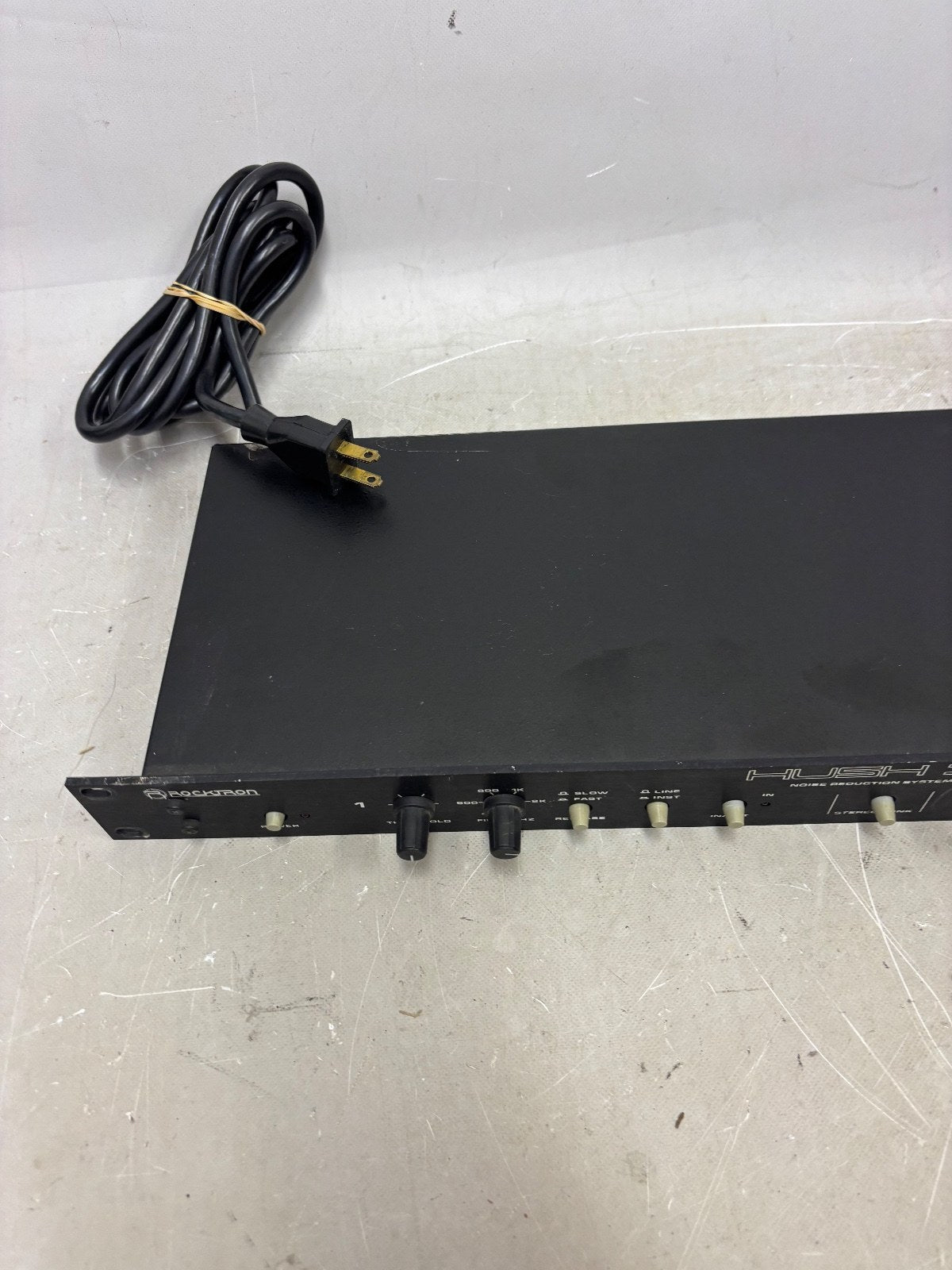 Rocktron hush ⅡC noise reduction system