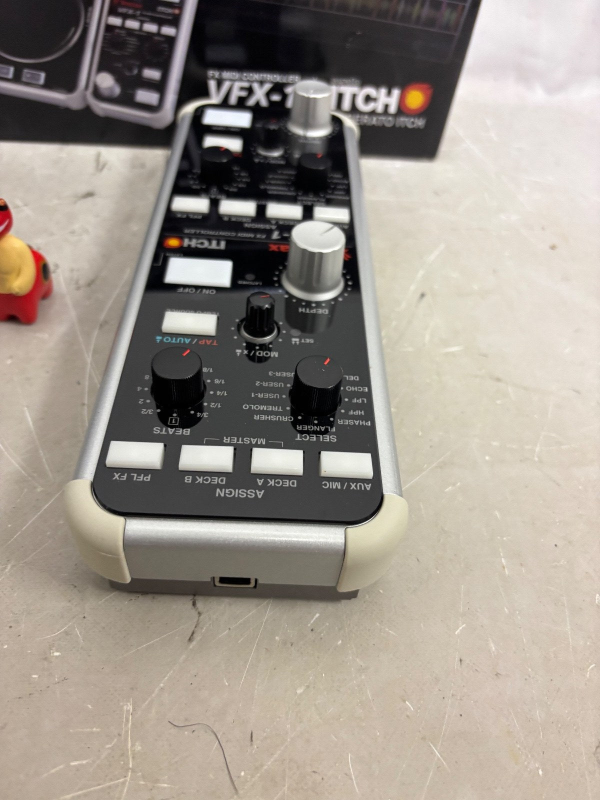 Vestax VFX-1 MIDI Foot Controller for DJ and Music Production from Japan