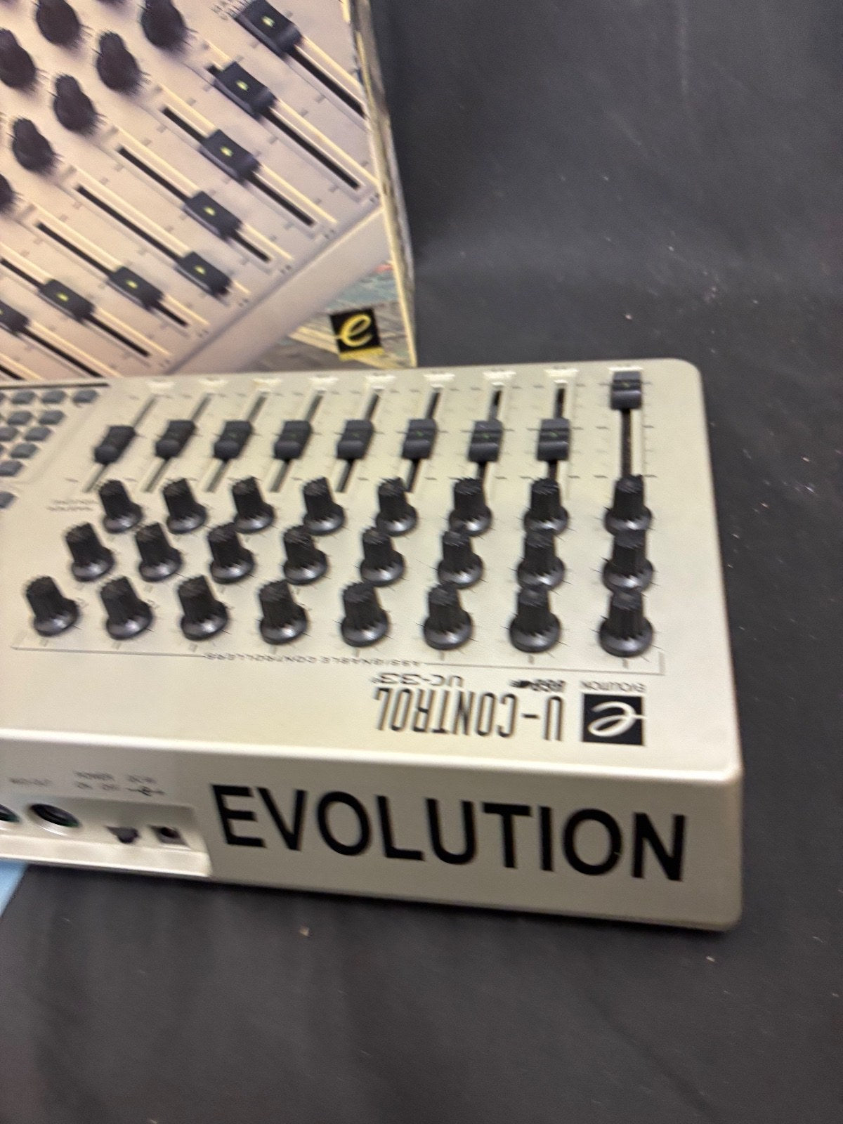 Evolution U-Control UC-33 USB MIDI Controller – Tested – Box &  Overlays