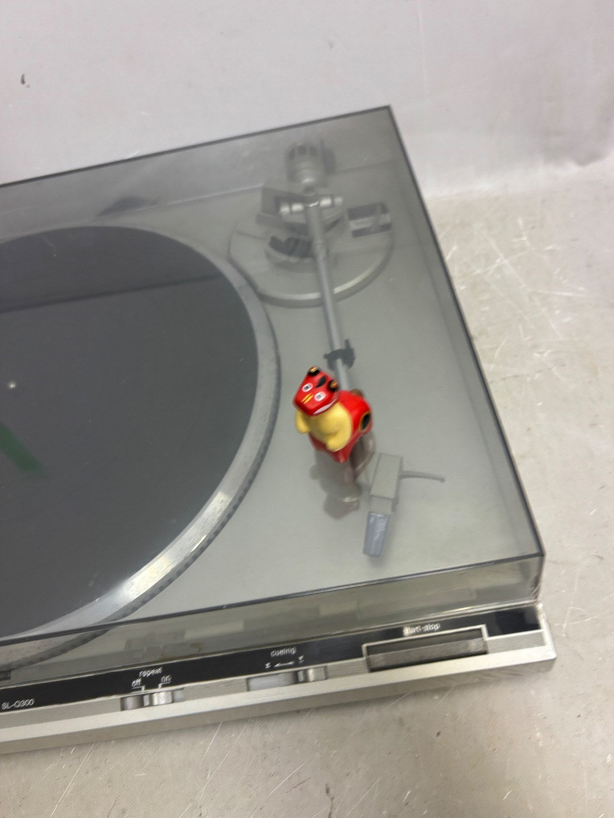 Technics SL-Q300 Fully Automatic Quartz Direct Drive Turntable TESTED