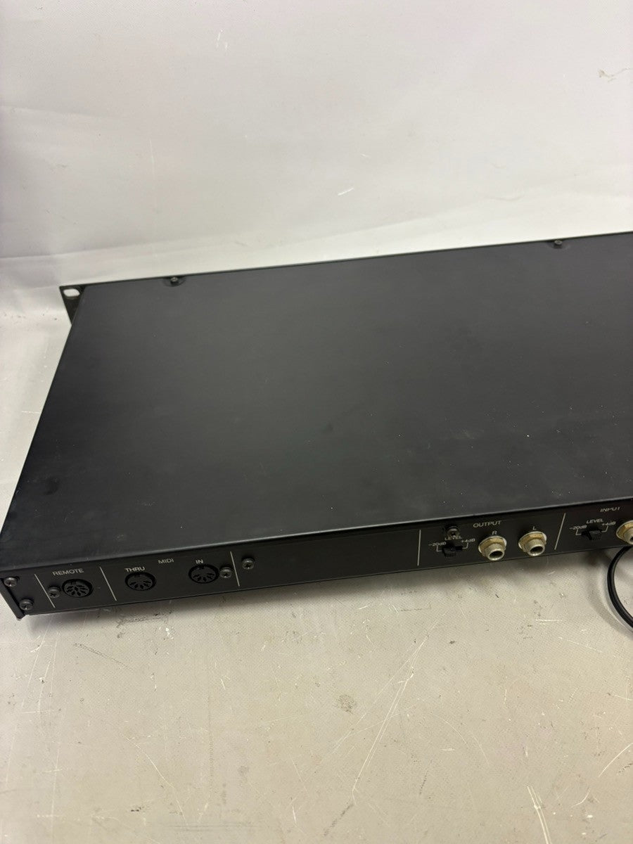 Yamaha SPX90 Digital Multi Effects Processor Tested Working