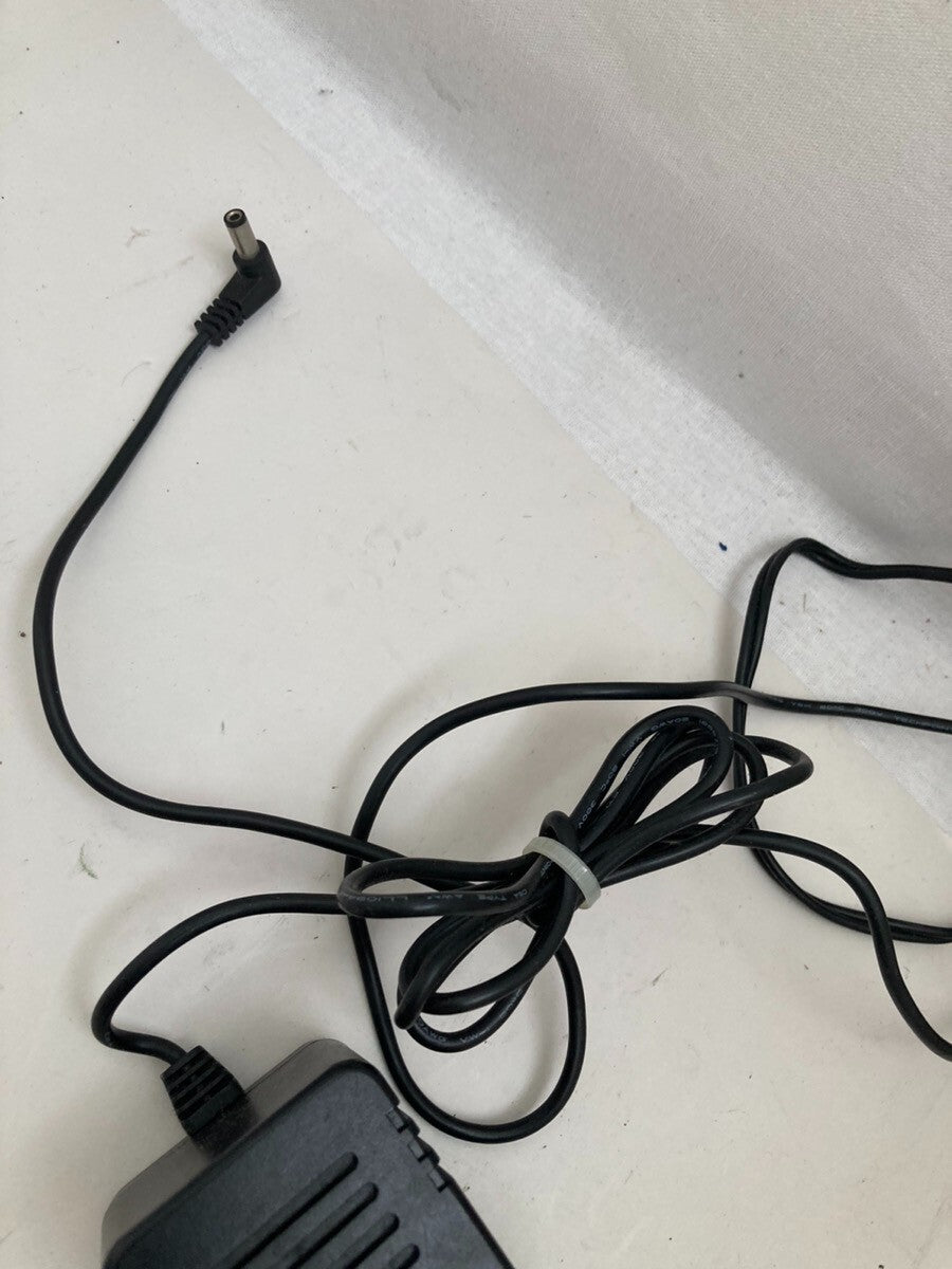 LINE6 AC adapter RH48-0902000AJ good condition