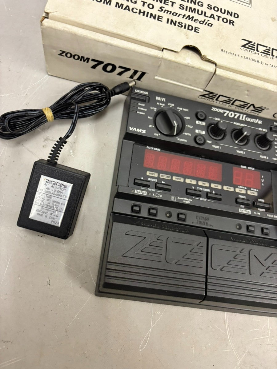 ZOOM 707 II Guitar Multi Effects Processor with Expression Pedal from Japan