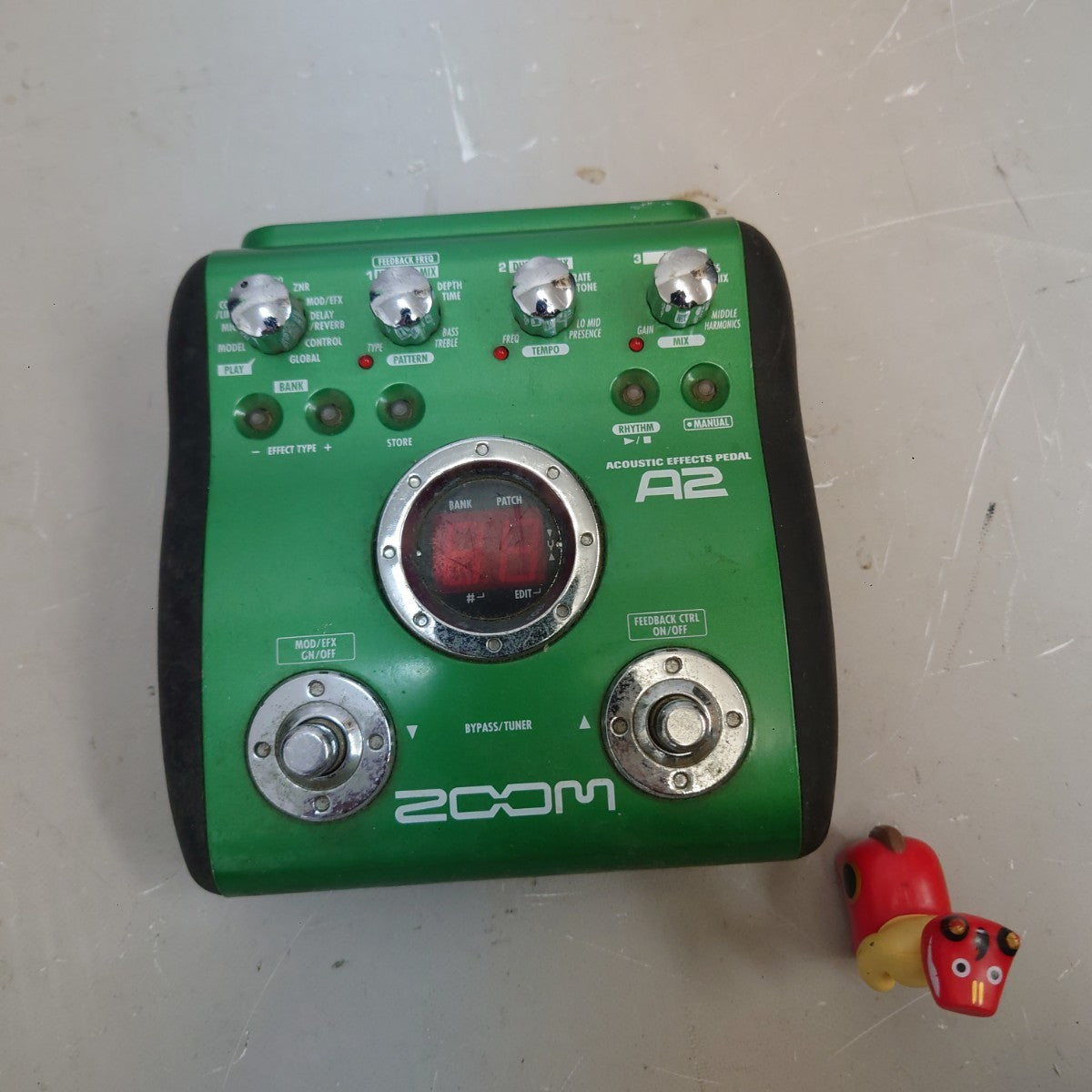 ZOOM A2 Acoustic Guitar Multi Effects Pedal Processor Green from Japan