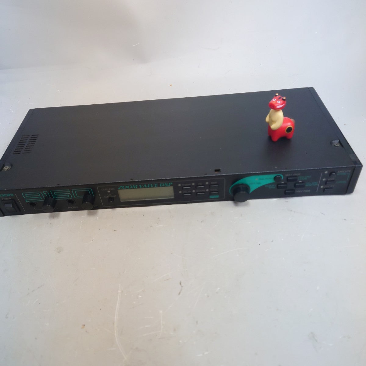 Zoom 9150 Wave DSP Multi Effects Processor Rack Unit from Japan