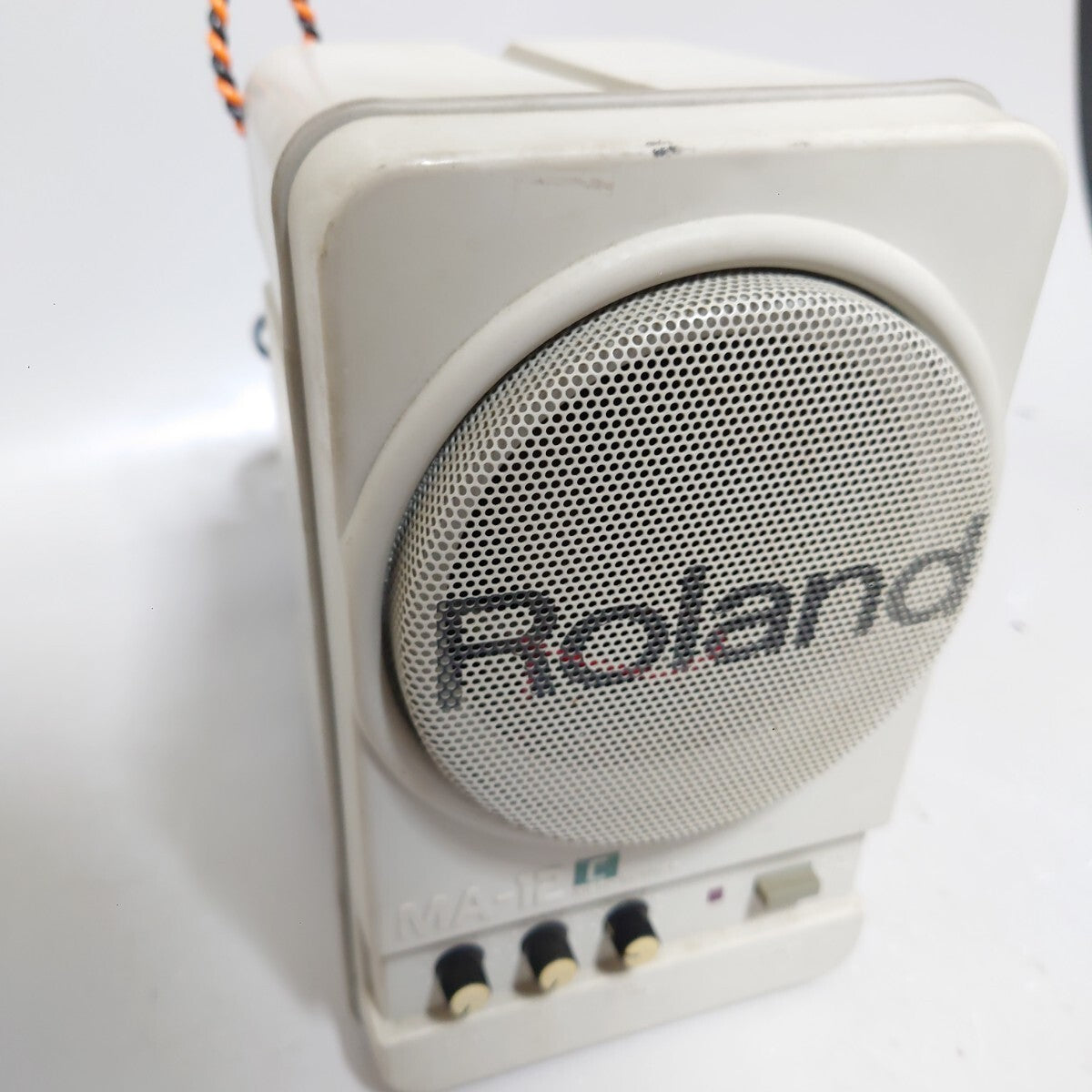 Roland MA-12C Stereo Micro Monitor Single Powered Speaker not tested