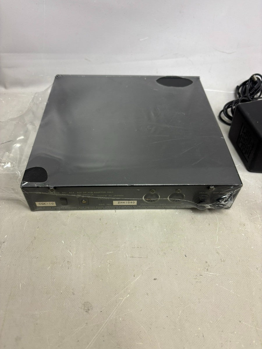 Roland GI-10 Guitar MIDI Interface Processor Tested with Adapter
