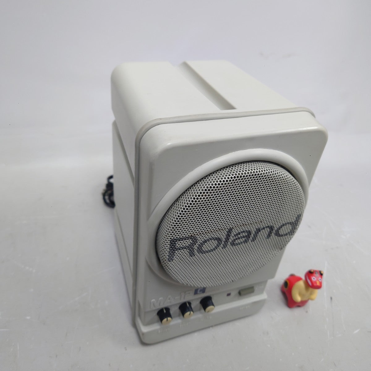 Roland MA-12C Stereo Micro Monitor Single Powered Speaker Amplified from Japan