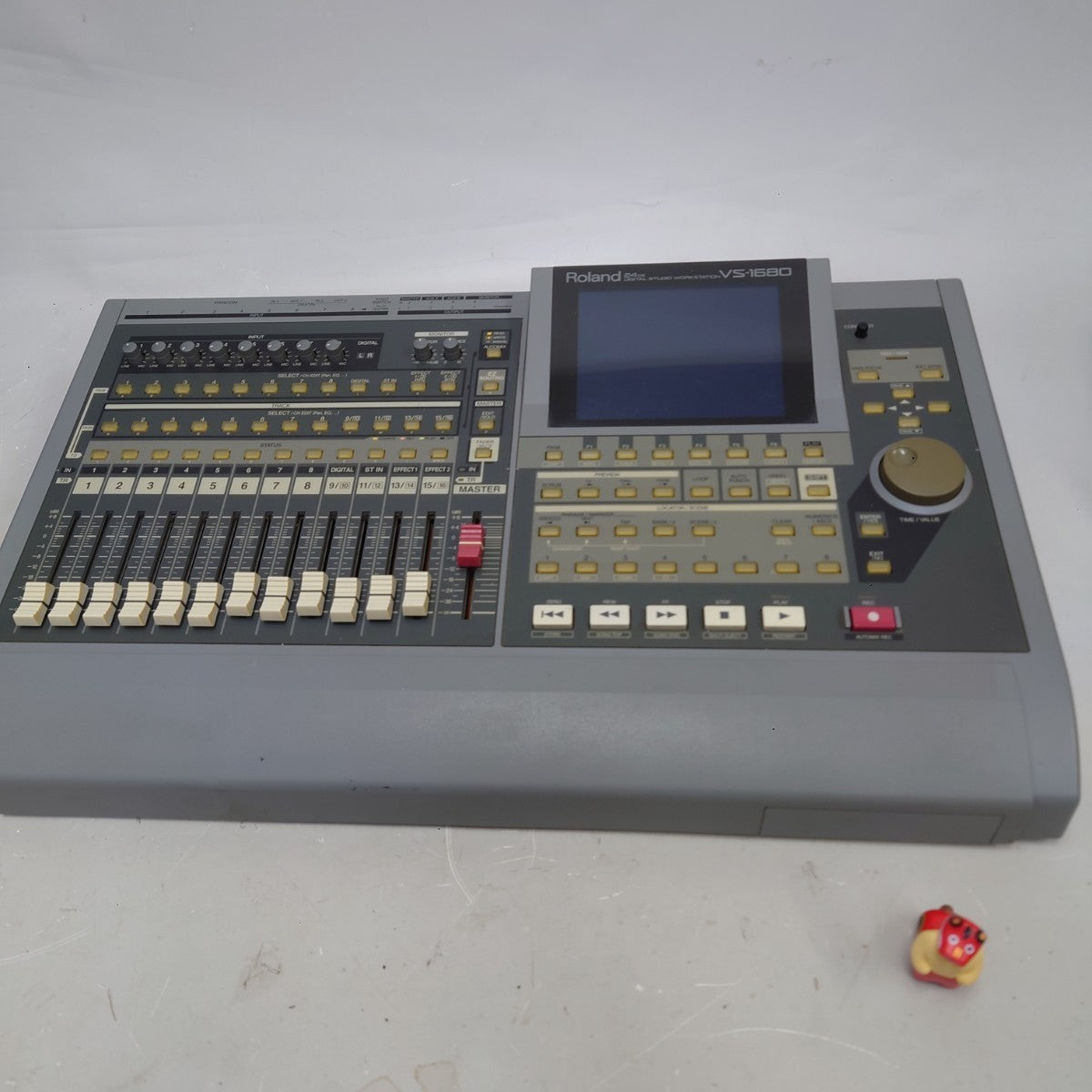 Roland VS-1680 24-Bit Digital Studio Workstation Multi-Track Recorder from Japan