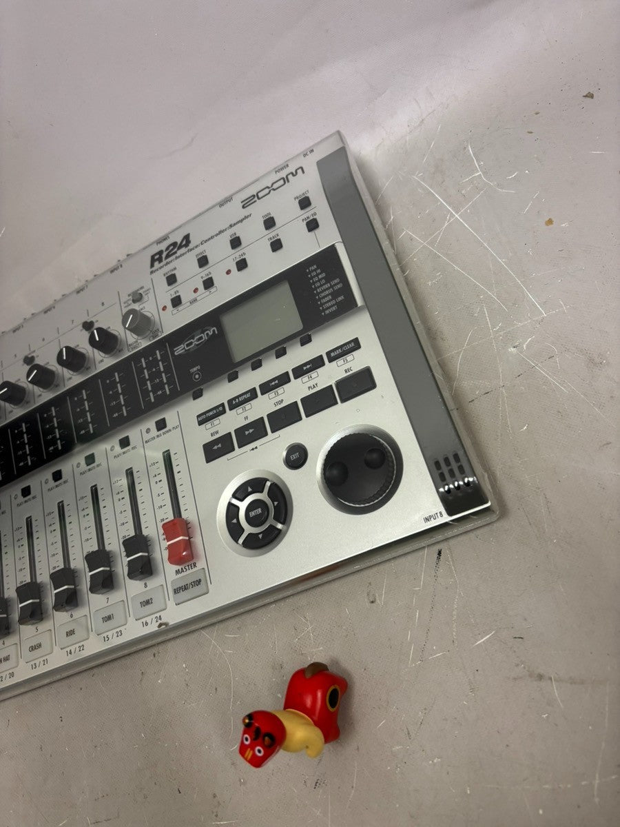 Zoom R24 Multitrack Recorder Audio Interface Controller Tested Working