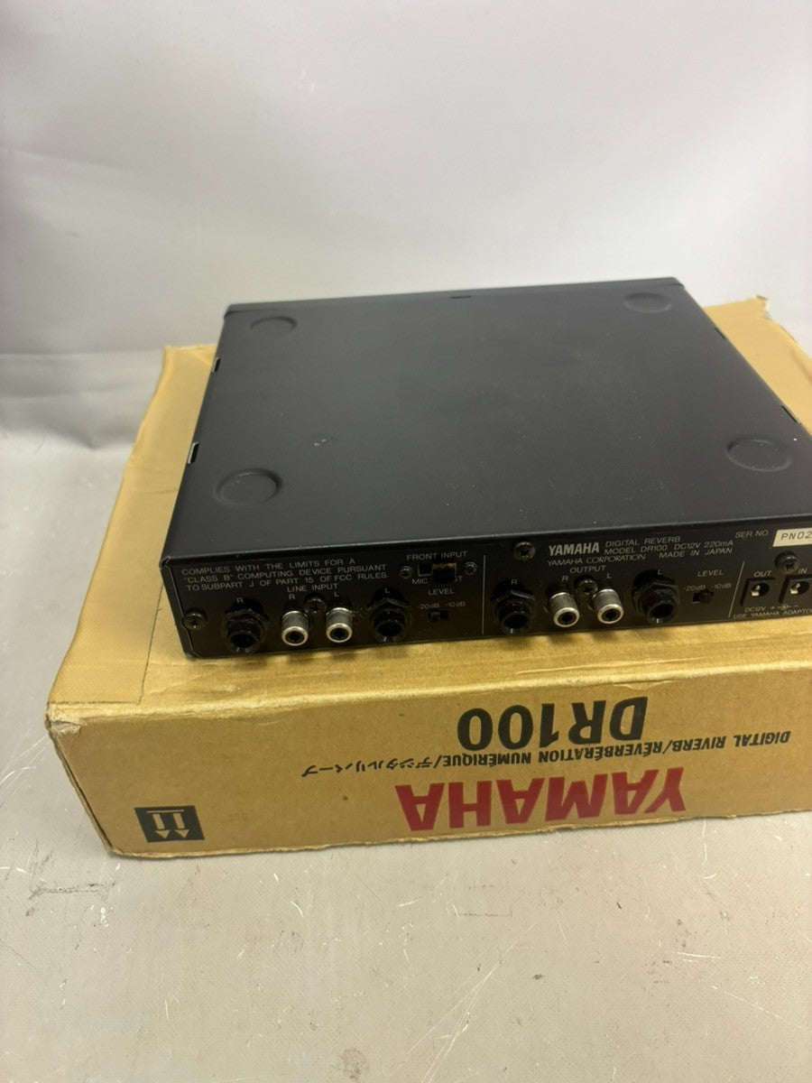Yamaha DR100 Digital Reverb Effect Processor with Box Tested Japan