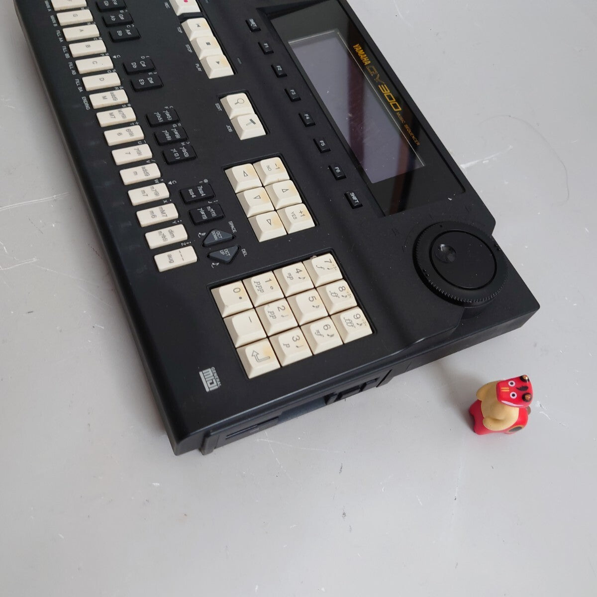 Yamaha QY300 Midi Sequencer Sound Module free shipping