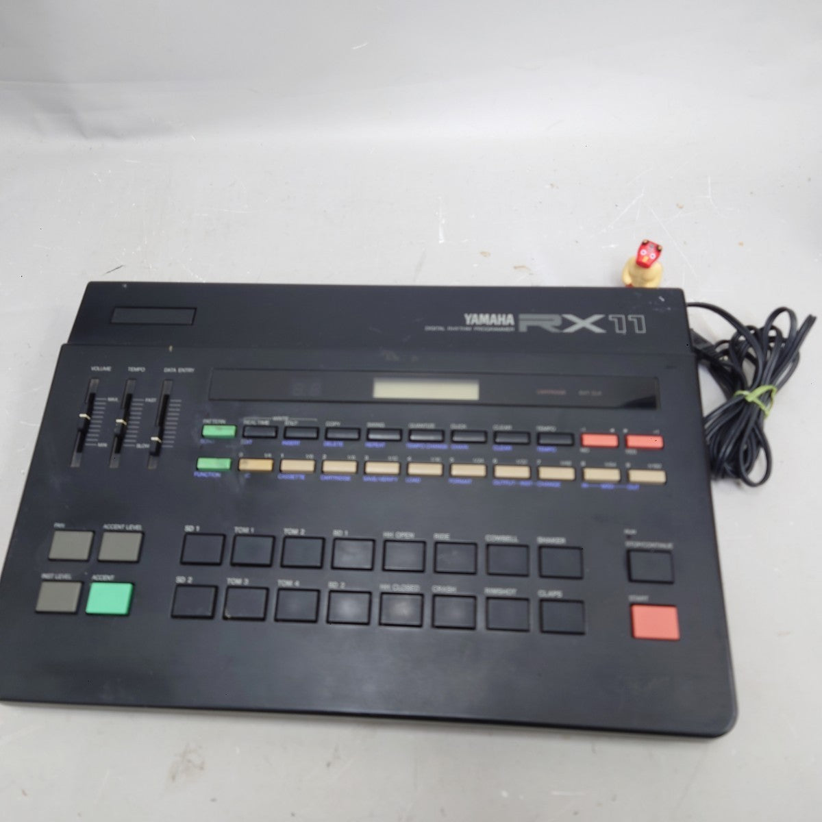 Yamaha RX11 Digital Rhythm Programmer Drum Machine from japan