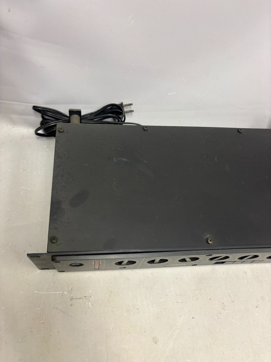 Yamaha E1010 Analog Delay Rack Echo Unit Untested