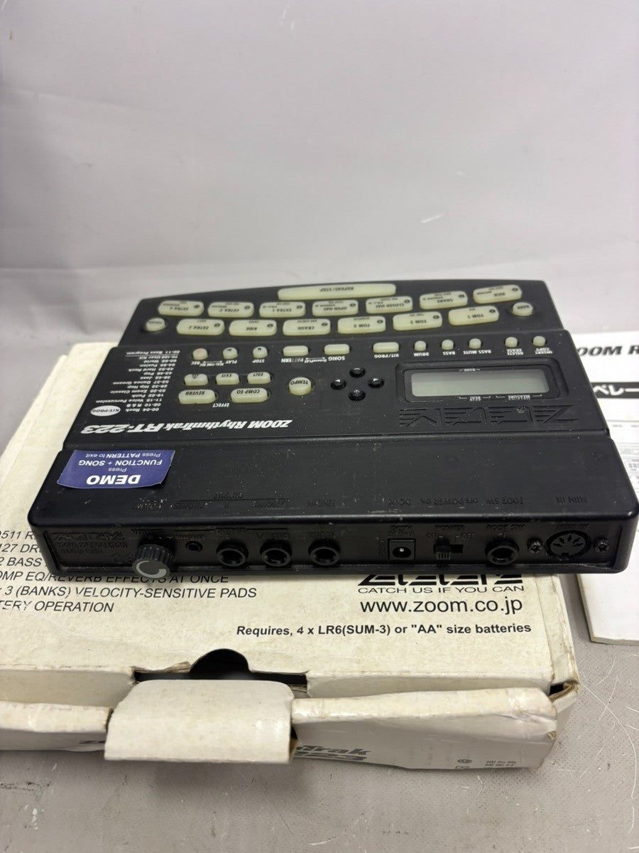 Zoom RT-223 RhythmTrak Drum Machine Bass Synth Untested from Japan