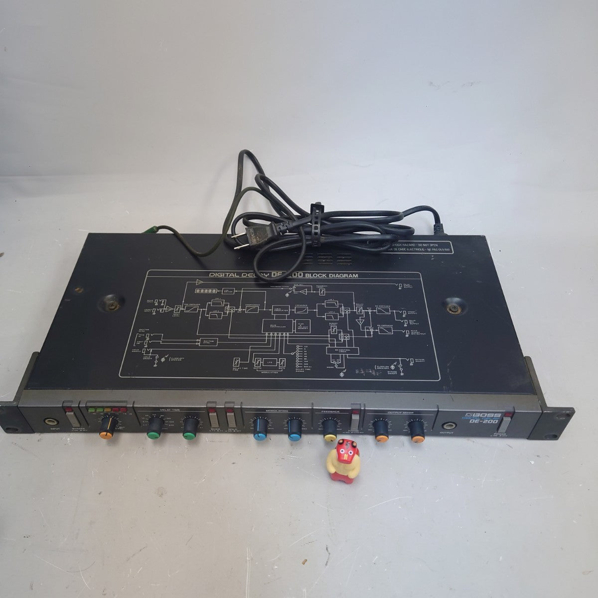 BOSS DE-200 Digital Delay Rackmount Unit Vintage Effect Processor from Japan