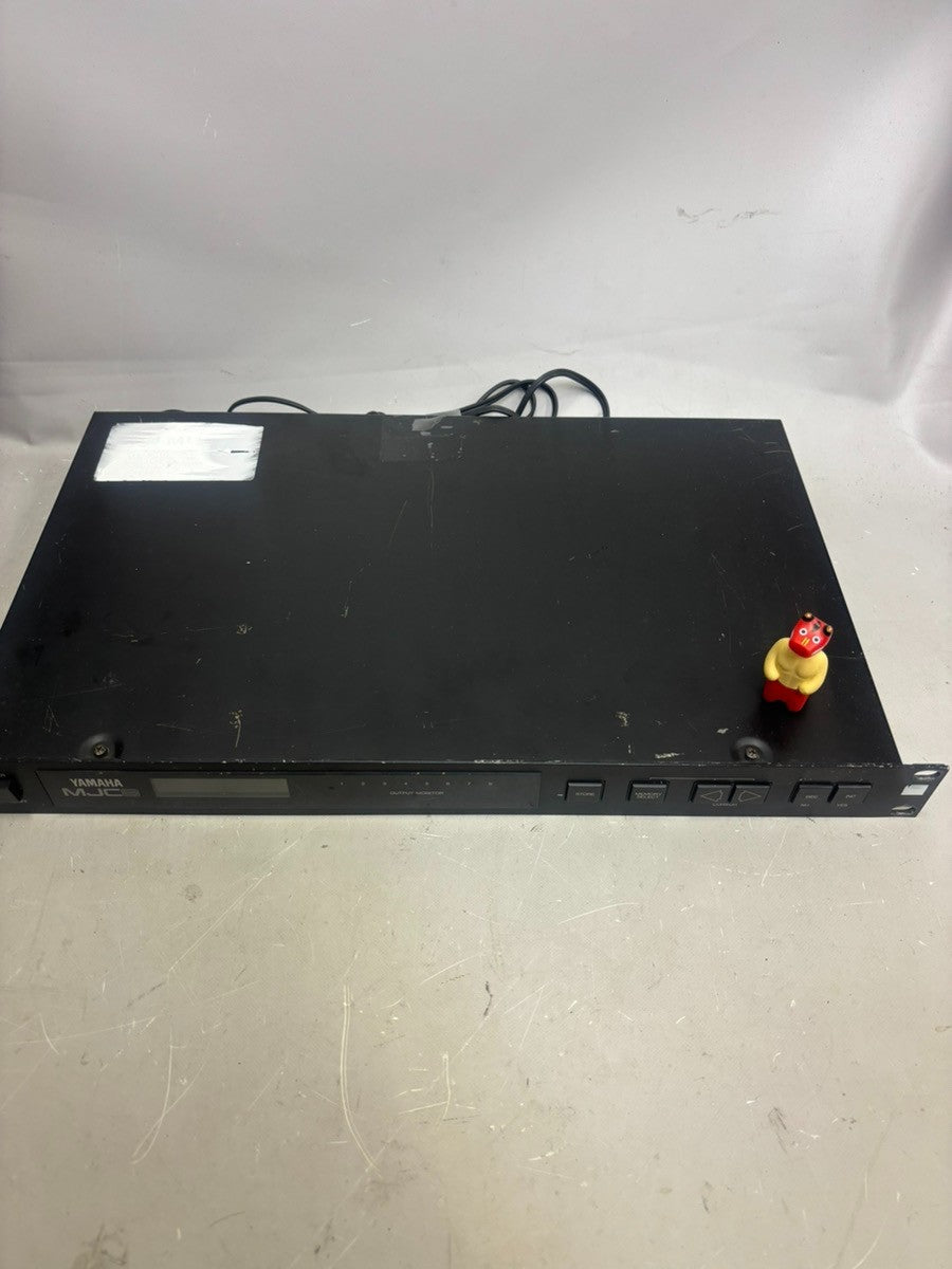Yamaha MJC8 MIDI Junction Controller 8 In/Out Rack Mount Tested item