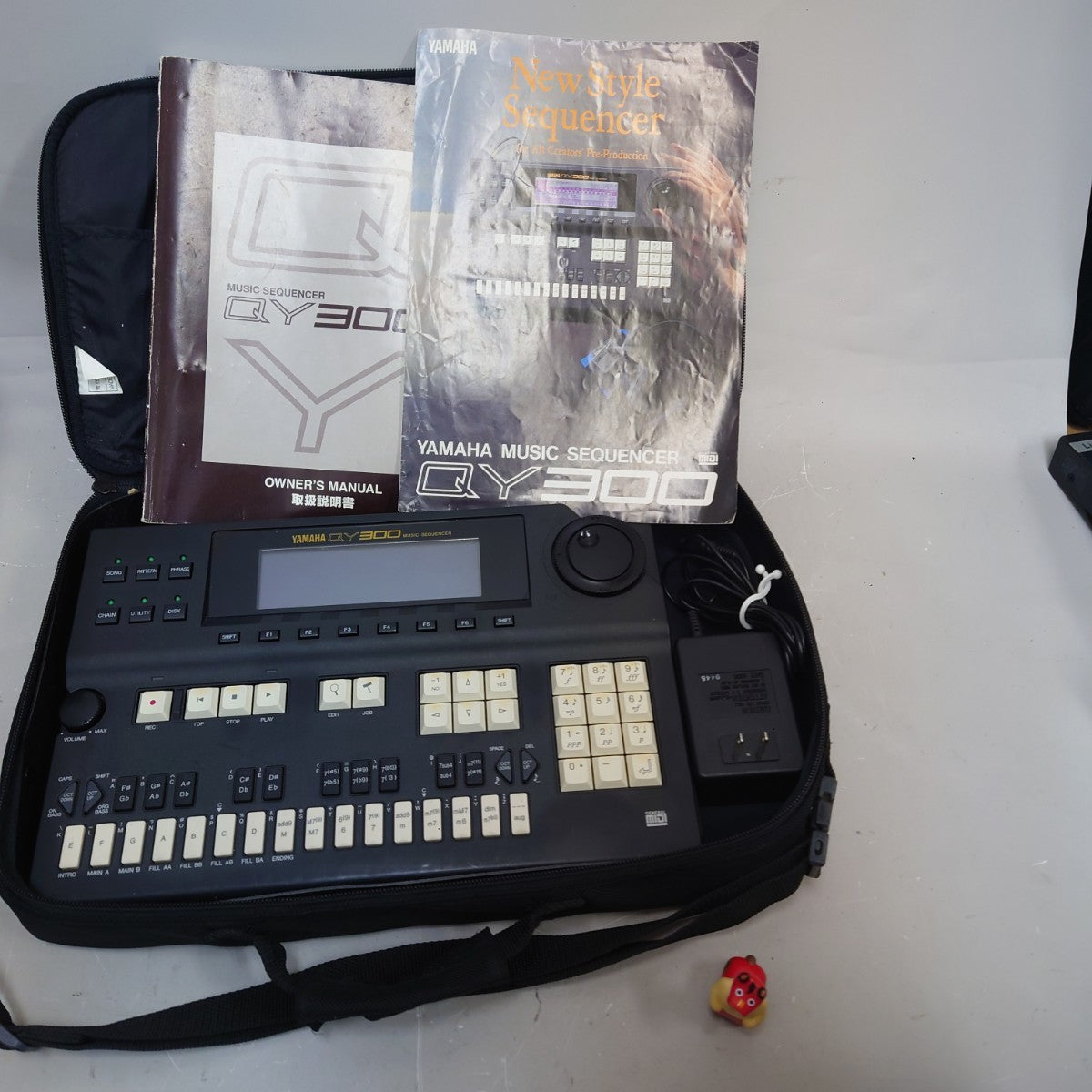 Yamaha QY300 Music Sequencer Sound Module Workstation Synthesize from Japan