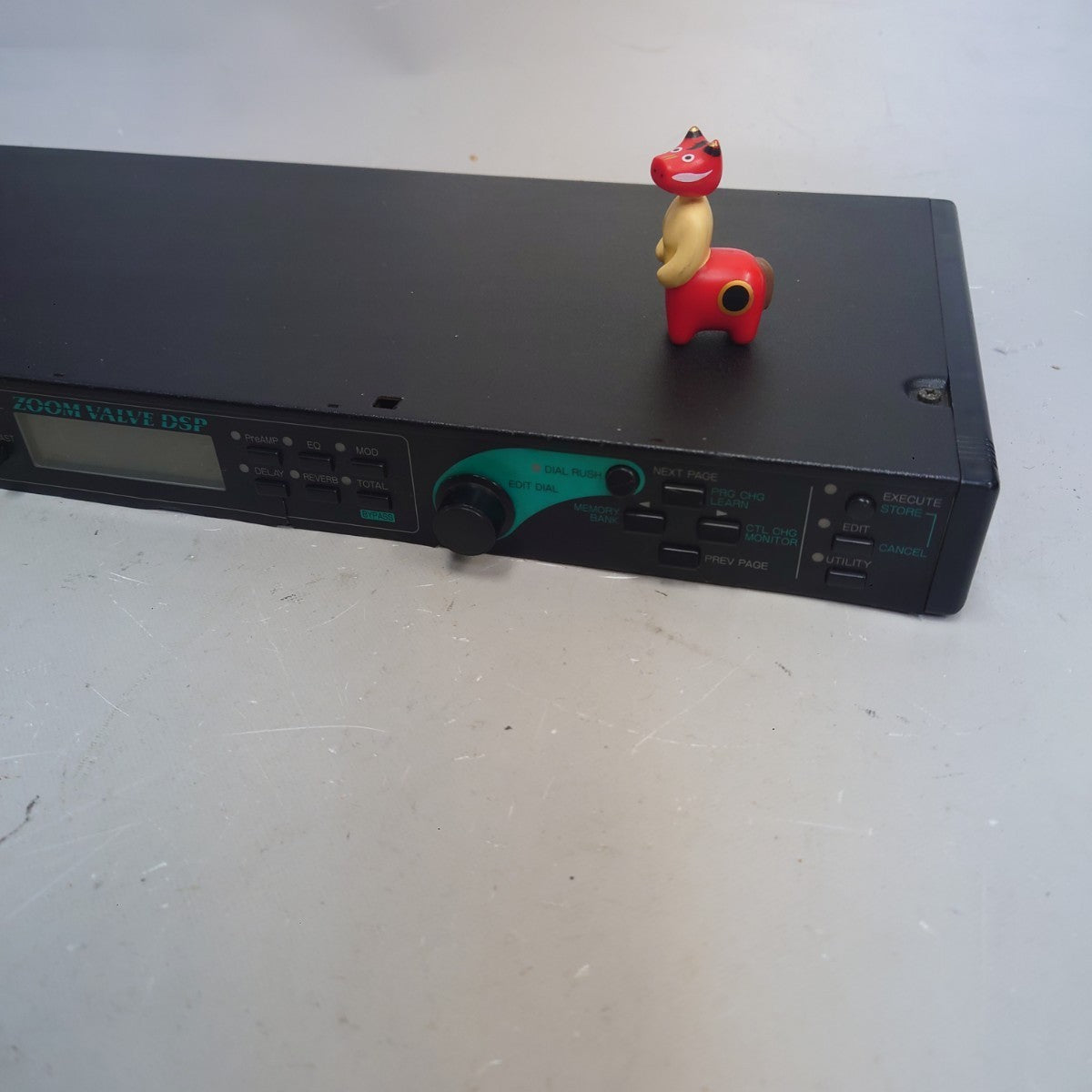 Zoom 9150 Wave DSP Multi Effects Processor Rack Unit from Japan