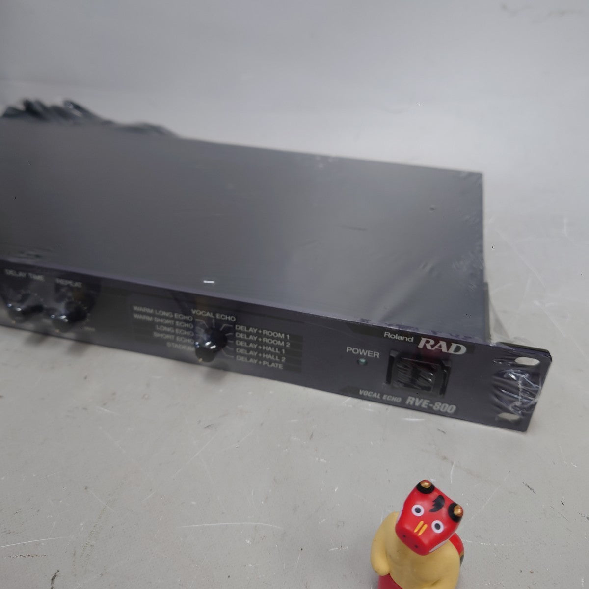 Roland RVE-800 Digital Reverb Processor Rack Unit for Studio from Japan