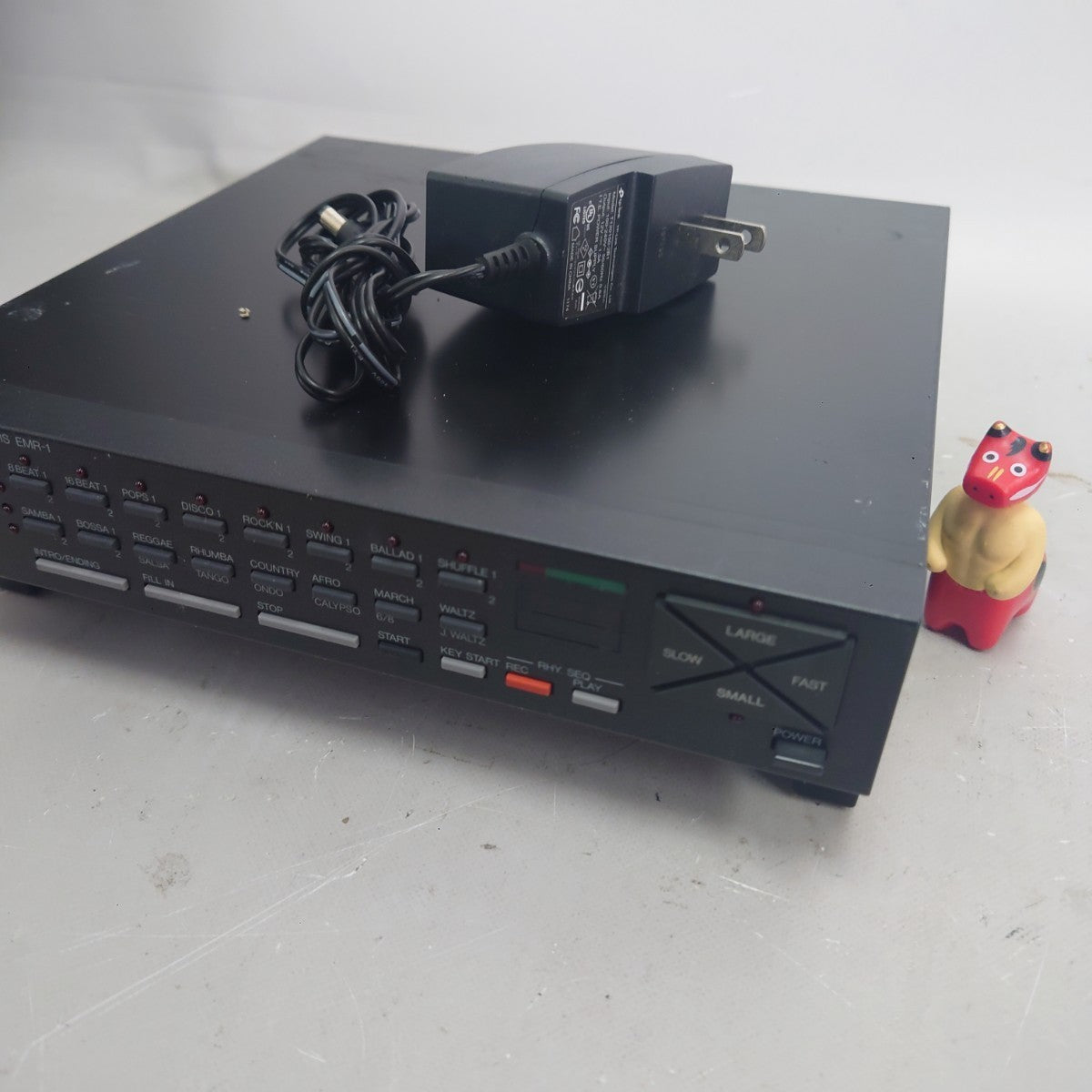 Yamaha EMR-1 Digital Drum Machine Rhythm Programmer from Japan