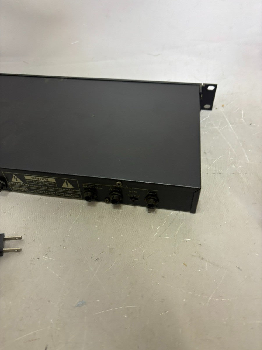 Roland E-215 Dual Channel Graphic Equalizer Rack Unit Tested