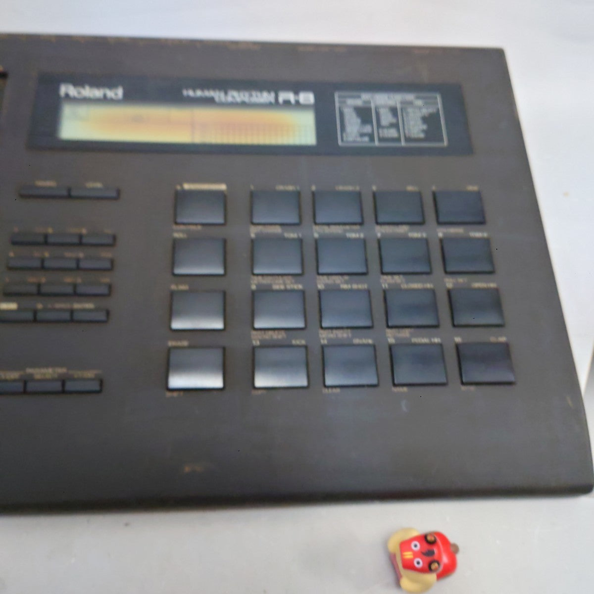 Roland R-8 Human Rhythm Composer Drum Machine from Japan