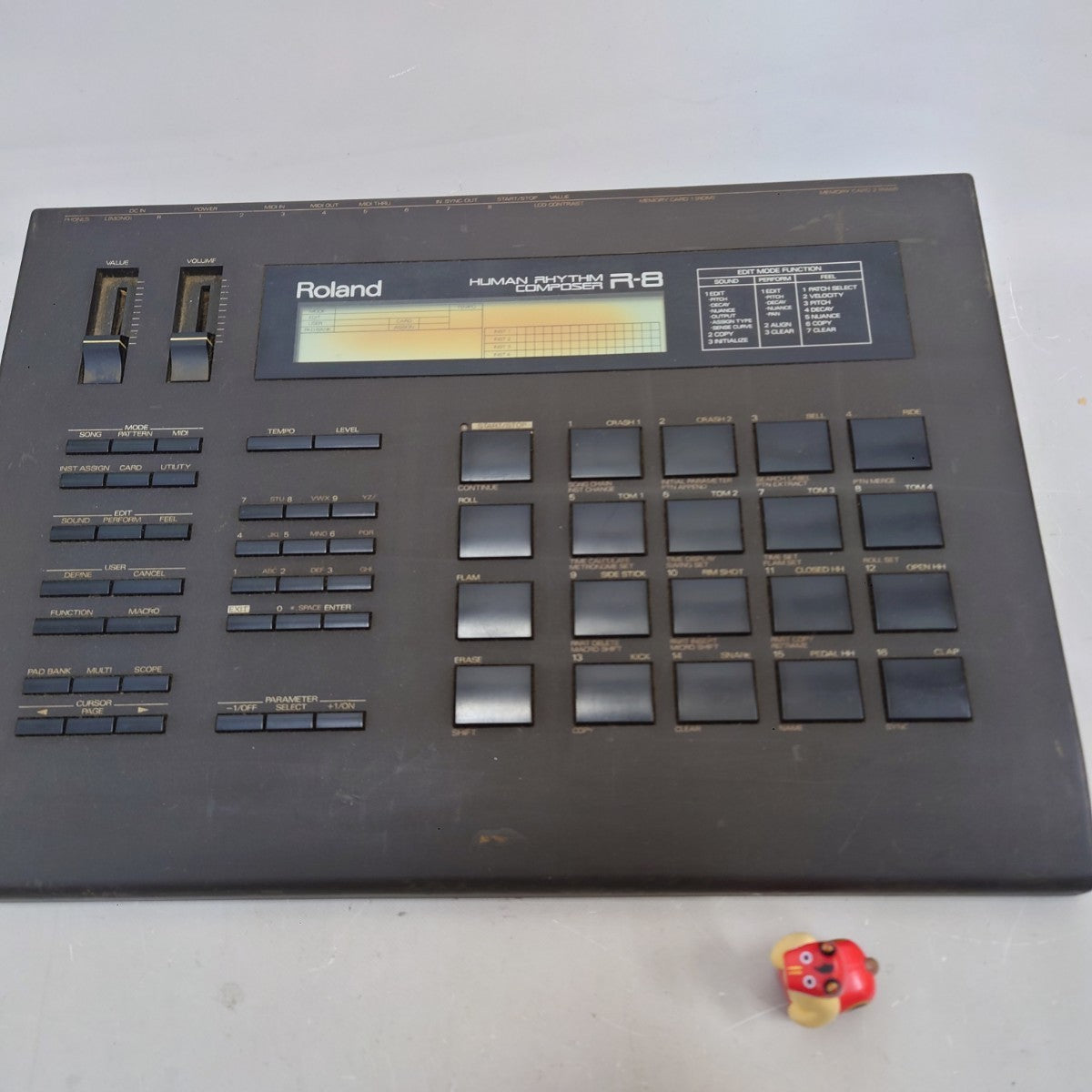Roland R-8 Human Rhythm Composer Drum Machine from Japan