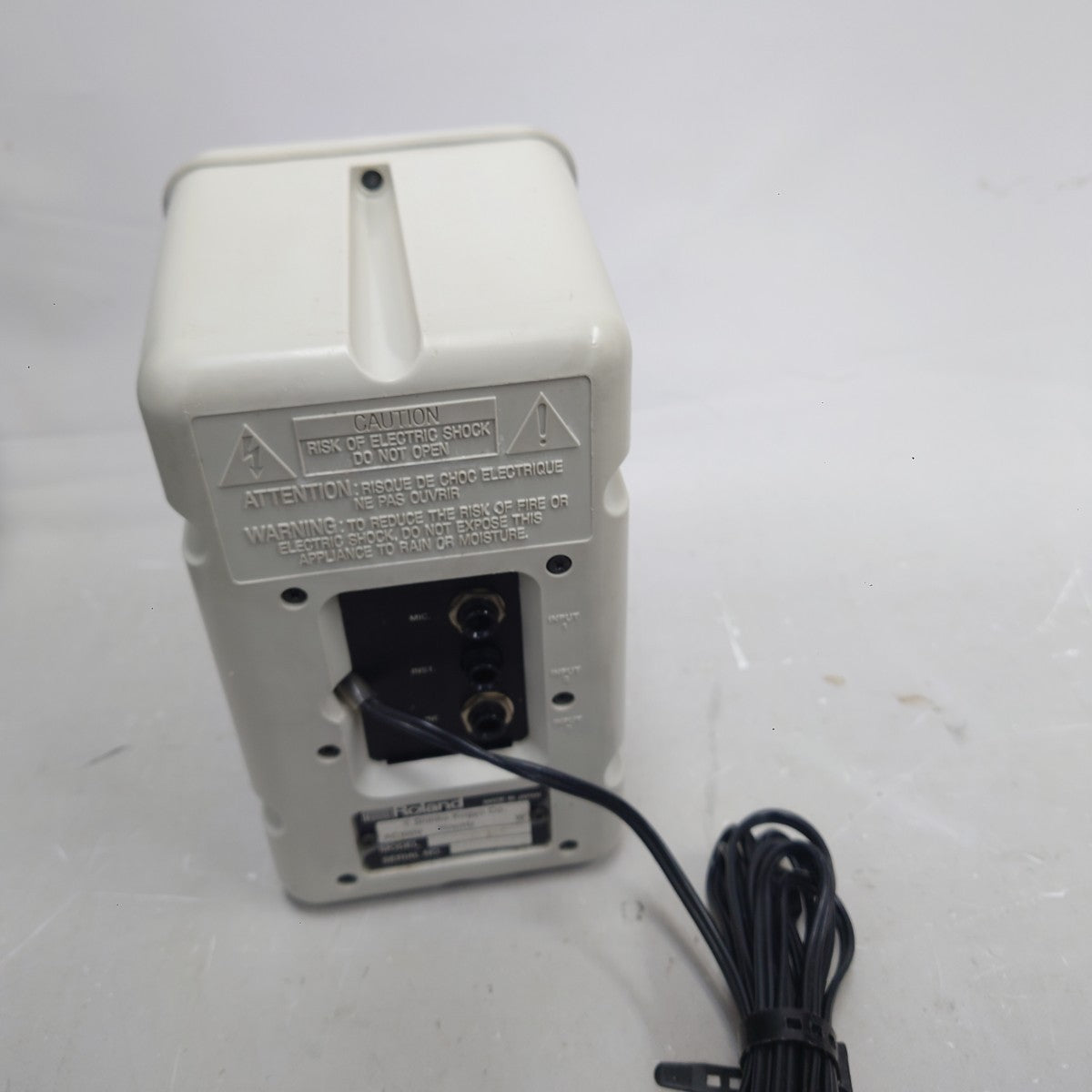 Roland MA-12C Stereo Micro Monitor Single Powered Speaker Amplified from Japan