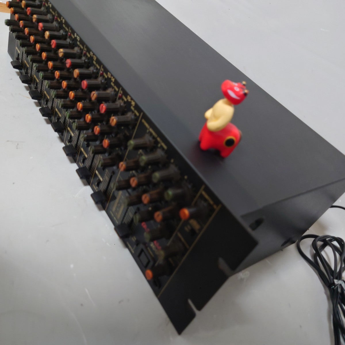 46110037